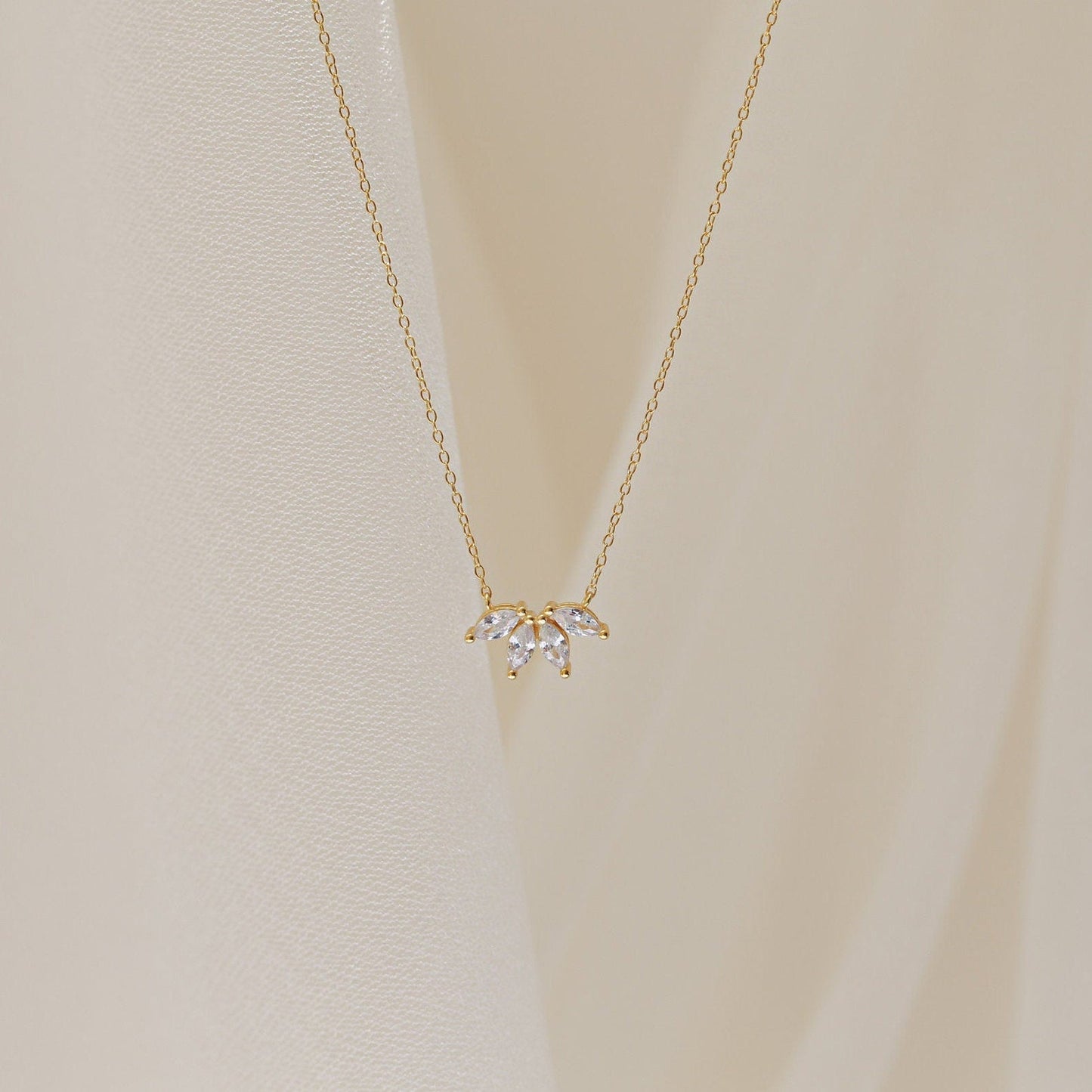 Collier diamant marquise - Pendentif marquise incrusté