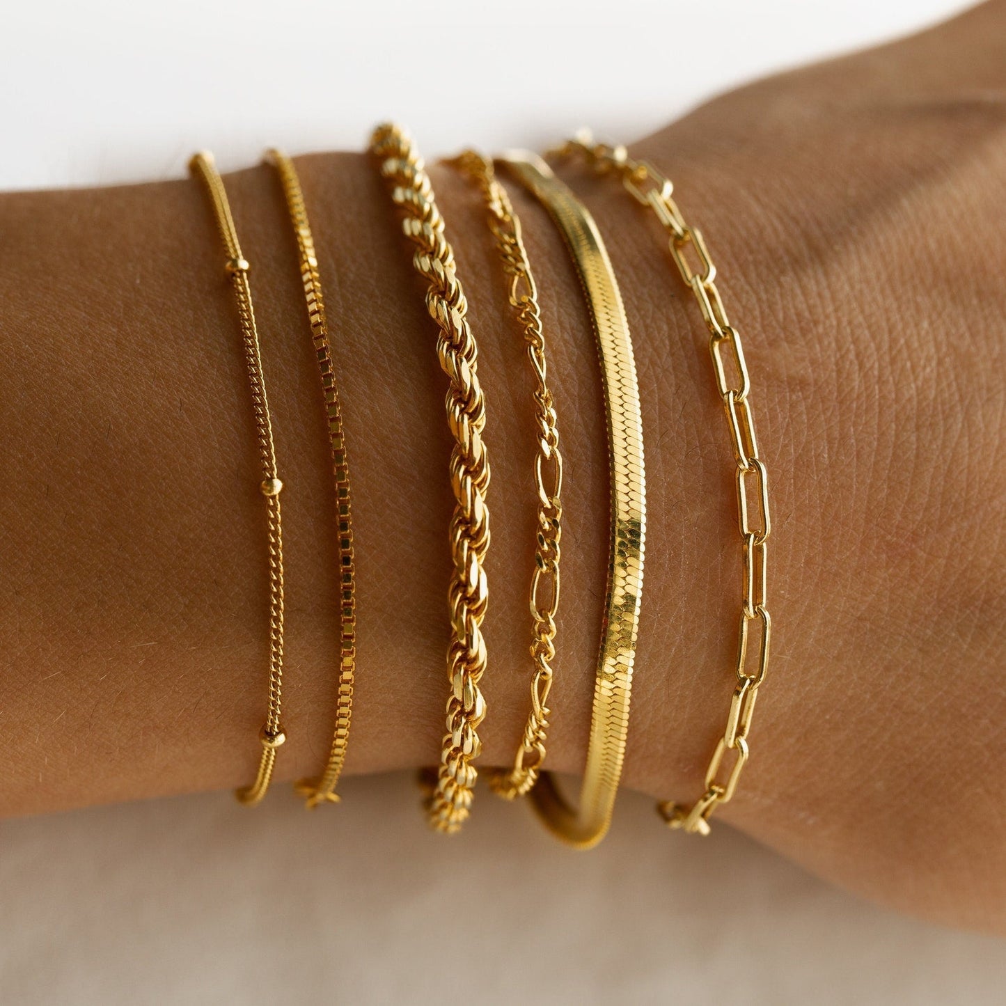 Bracelets en chaîne - Bracelets superposés minimalistes