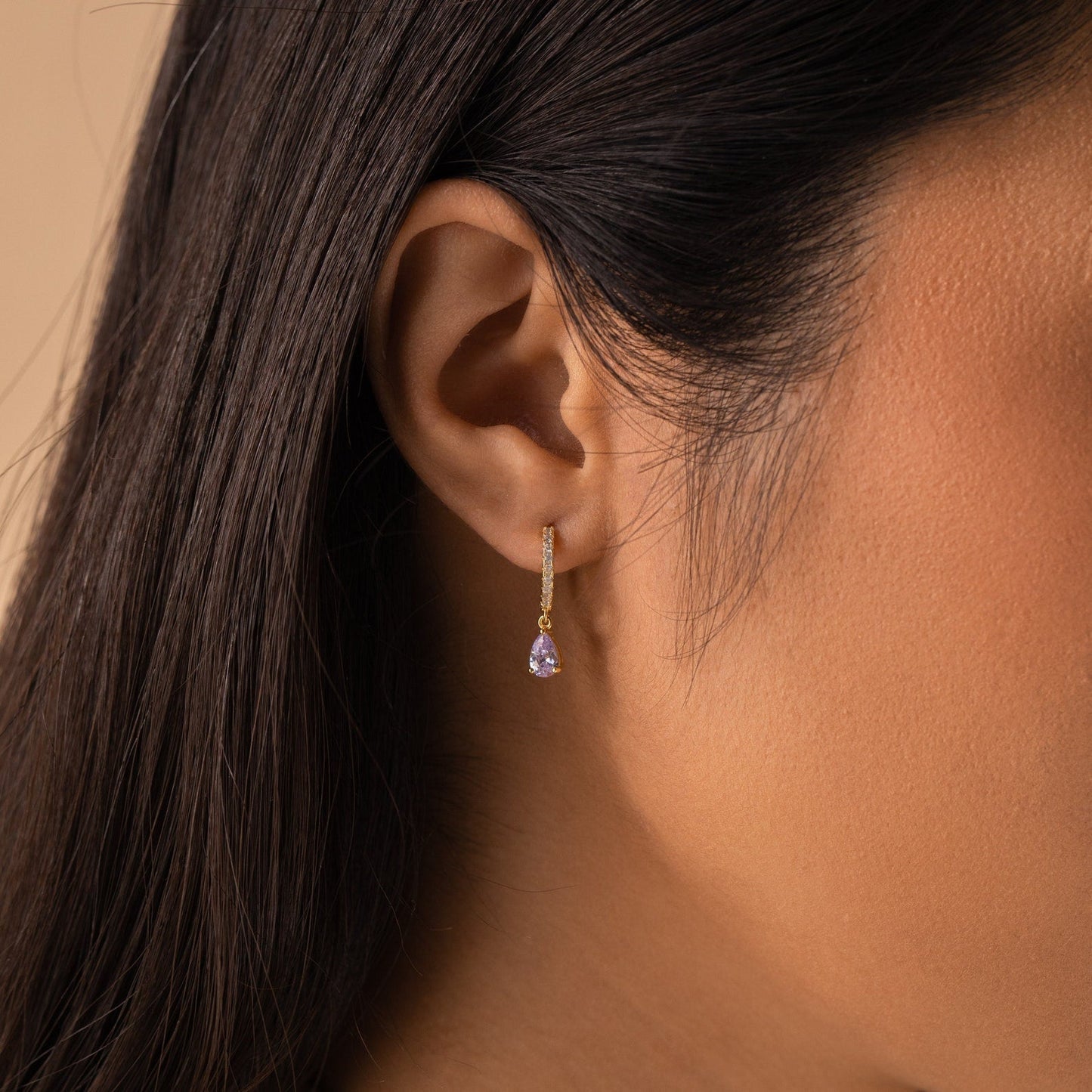 Créoles Pendantes avec Pierre de Naissance - Boucles d'Oreilles en Strass