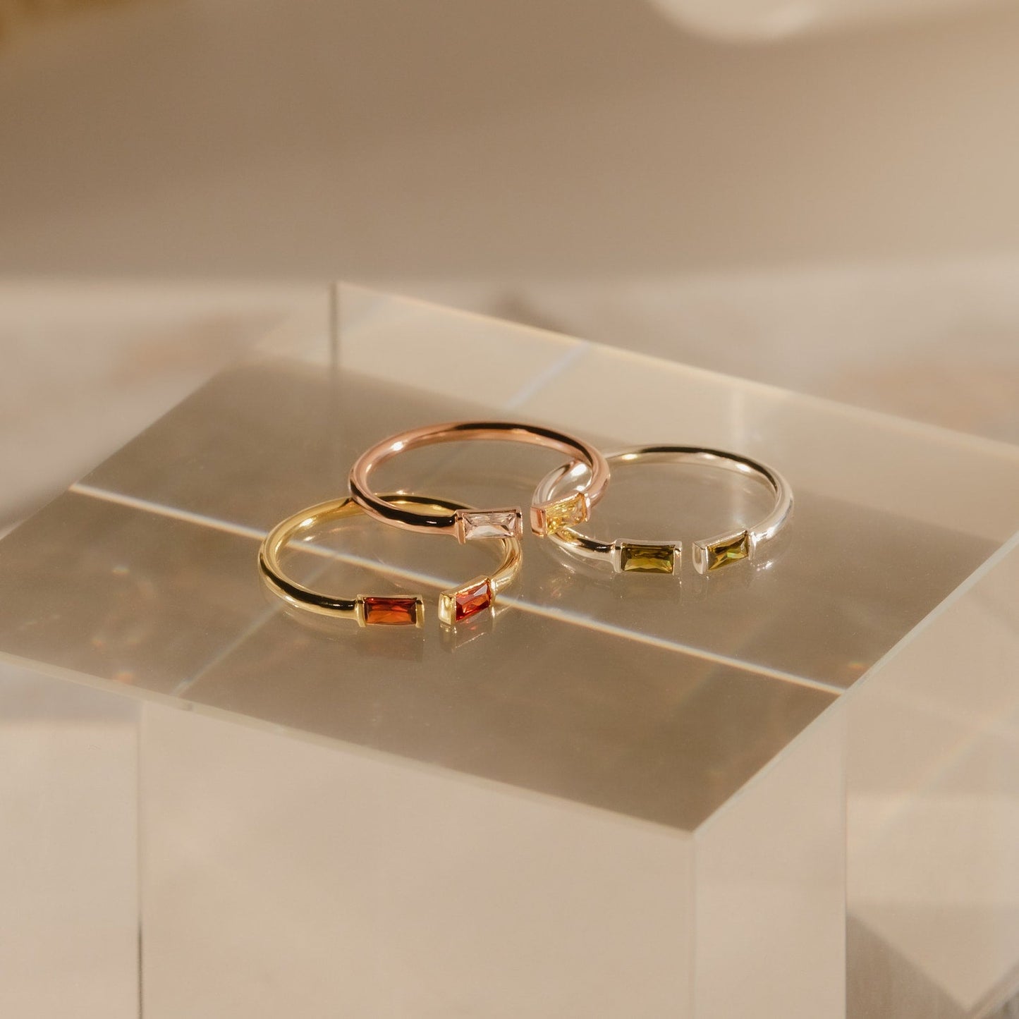 Zyra – Bague Duo Baguette Pierre de Naissance