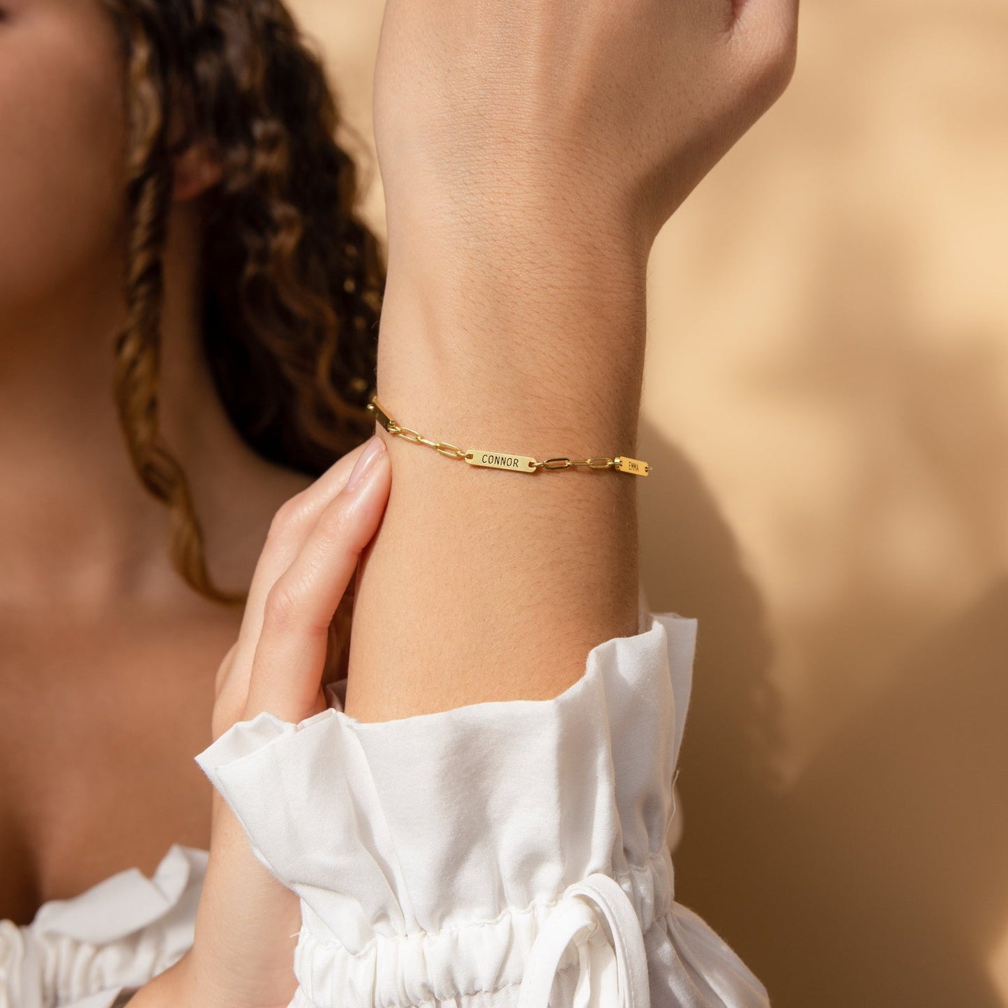 Shay – Bracelet Mini Plaque Personnalisée