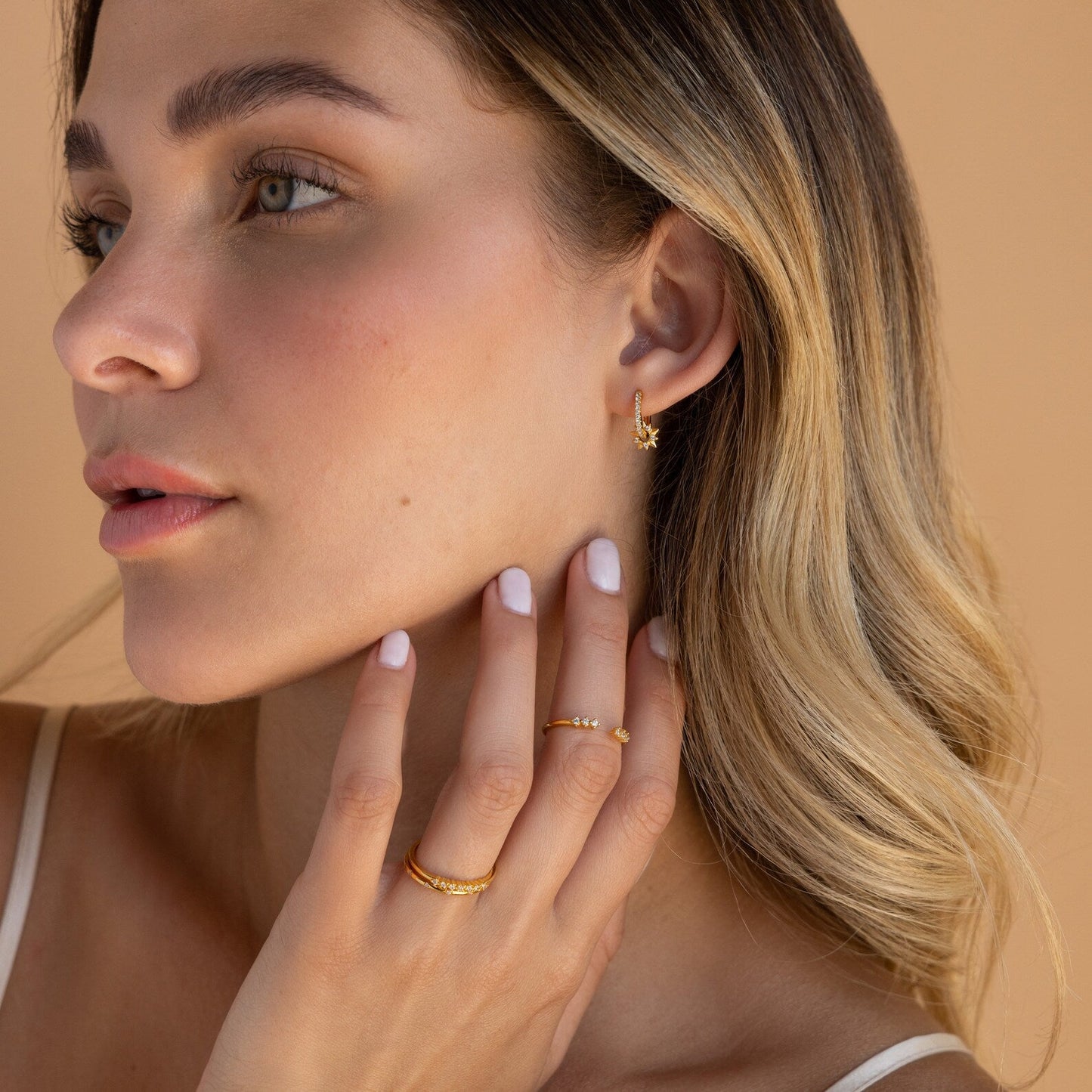 Natalia – Créoles Pavées Soleil
