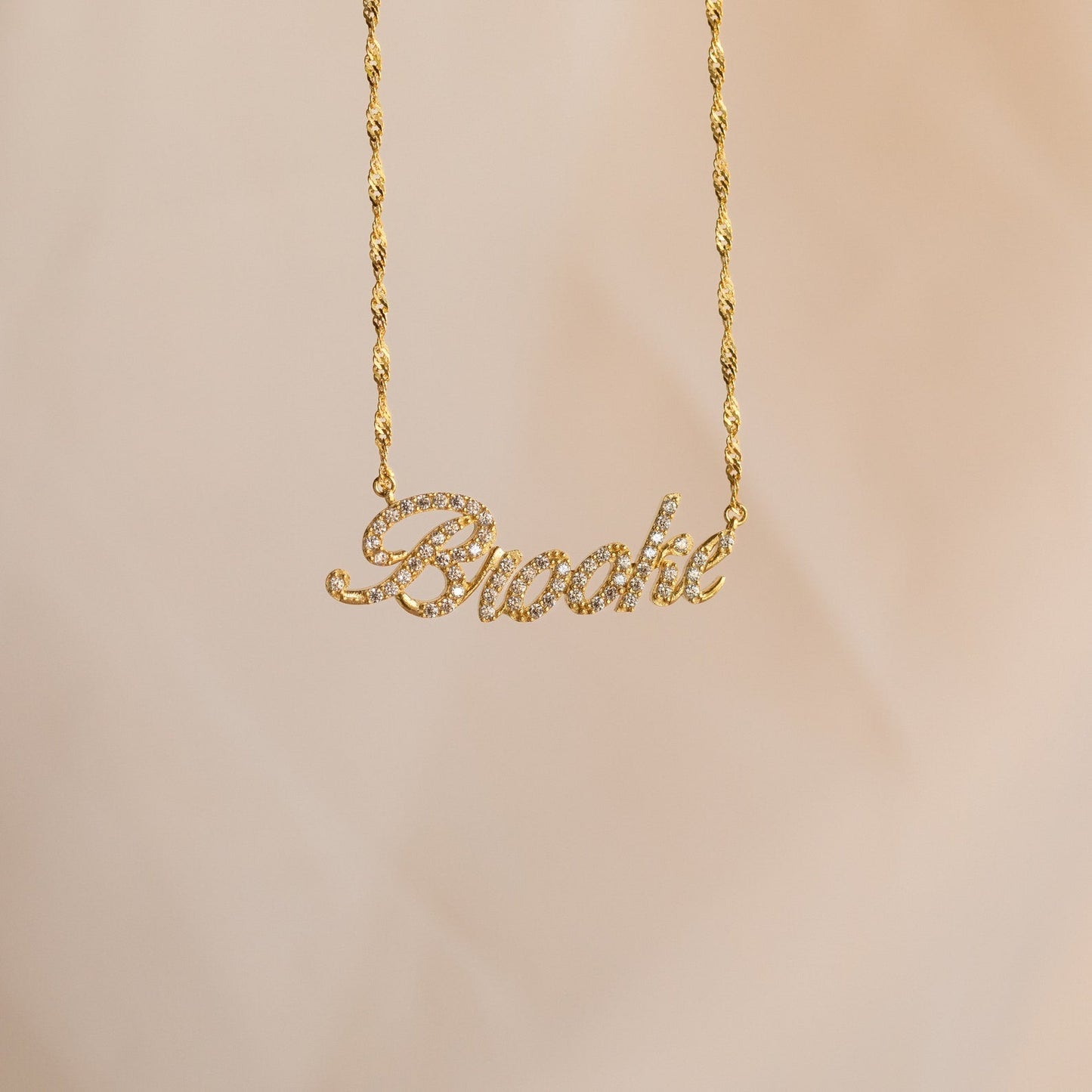 Claire – Collier Prénom Pavé Brillant