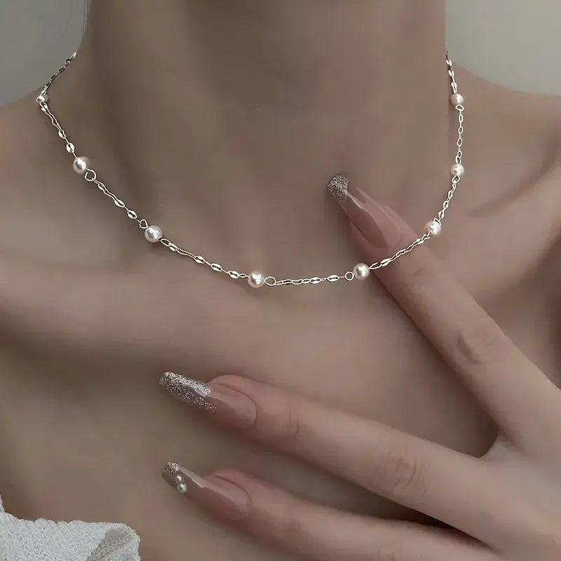 Maëla – Bijou de Perles au Brillant Doux