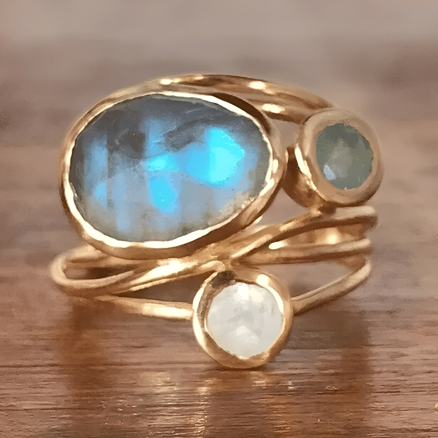 Luna – Bague en Pierre de Lune Bleue