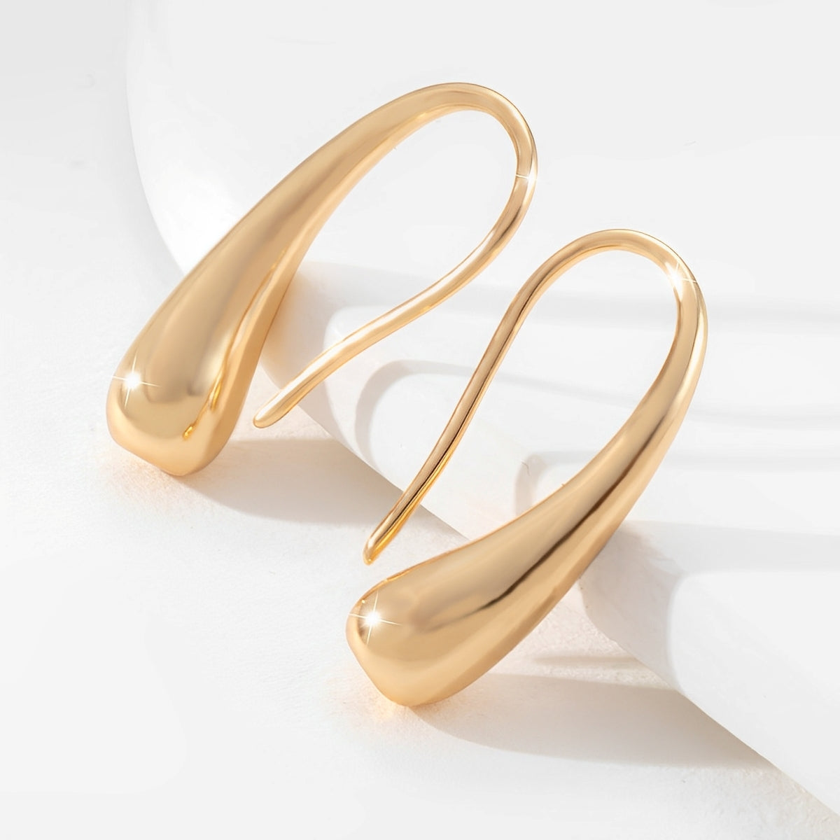 Maelys – Boucles d’Oreilles Goutte Vintage Dorées