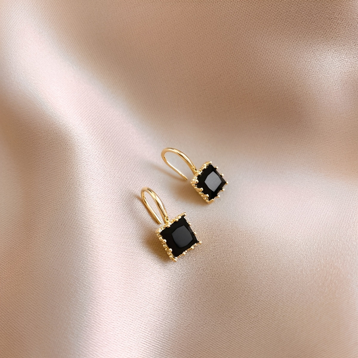 Cameron – Boucles Or & Zircon Cubique