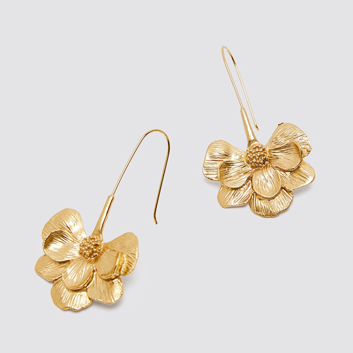 Mariz – Boucles d’Oreilles Fleur Épanouie