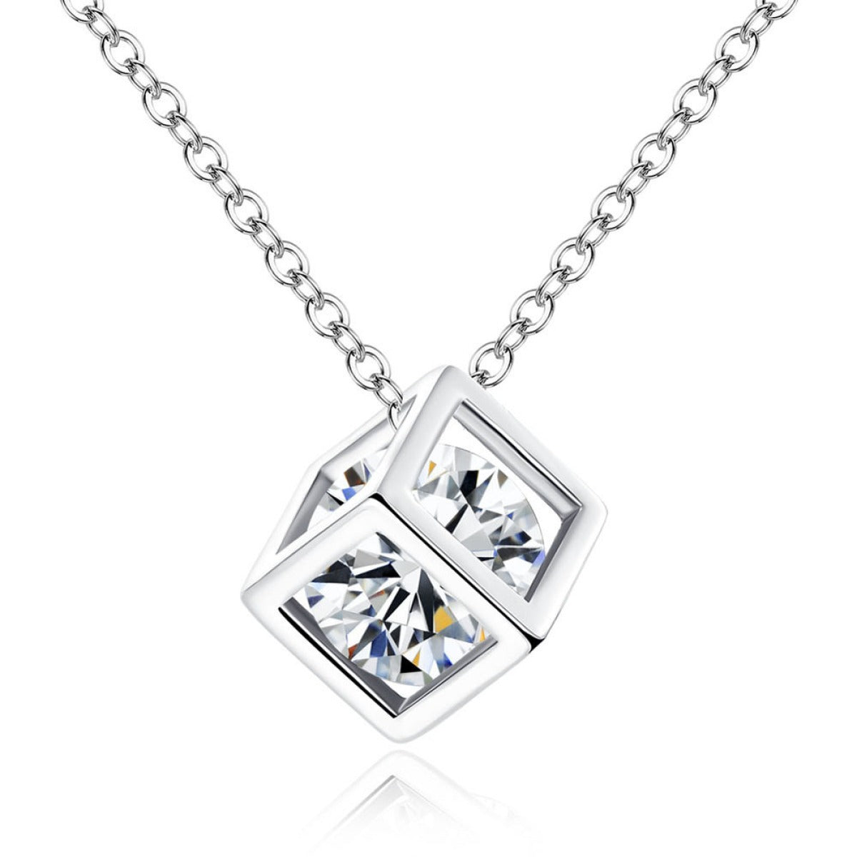 Xienna – Collier Cube Mystique Raffiné