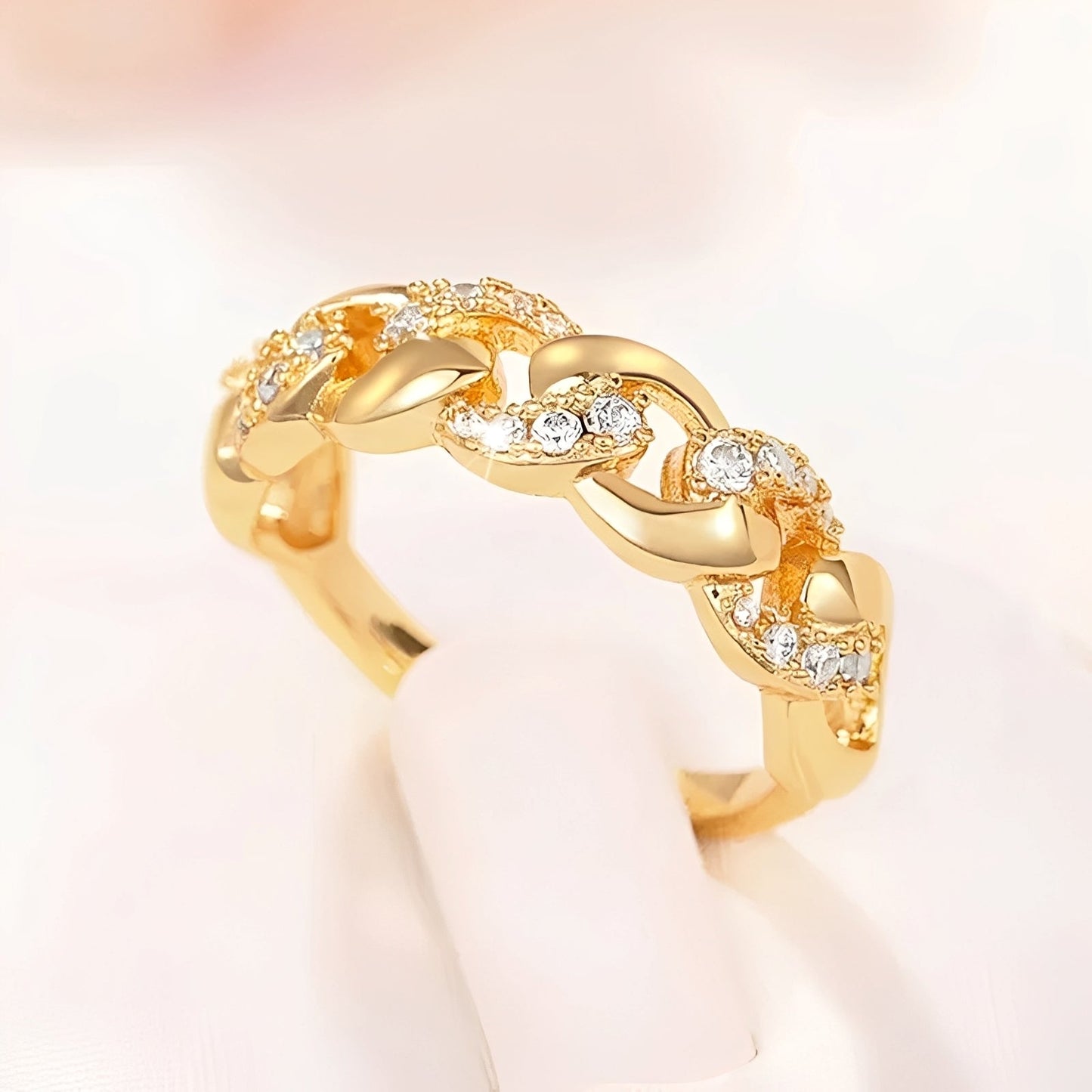 Elena – Bague de Fiançailles Élégant en Or