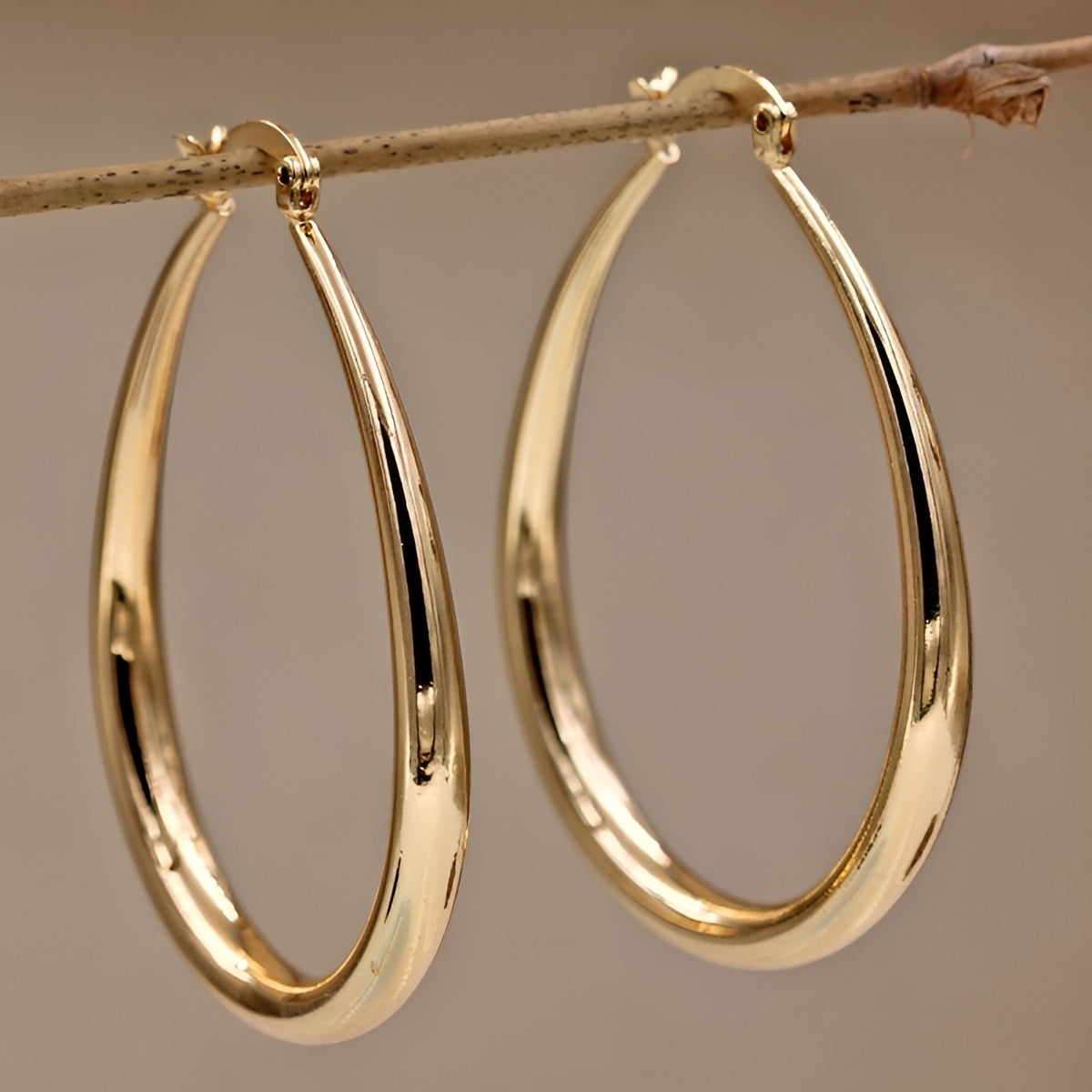 Elina – Boucles d'Oreilles Dorées Vintage