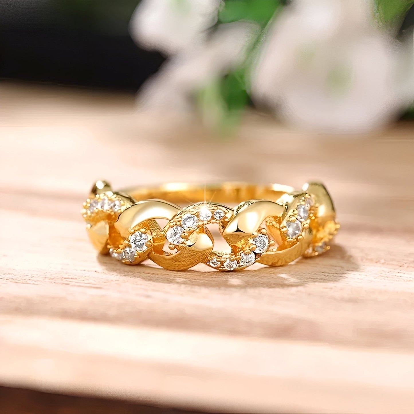 Elena – Bague de Fiançailles Élégant en Or