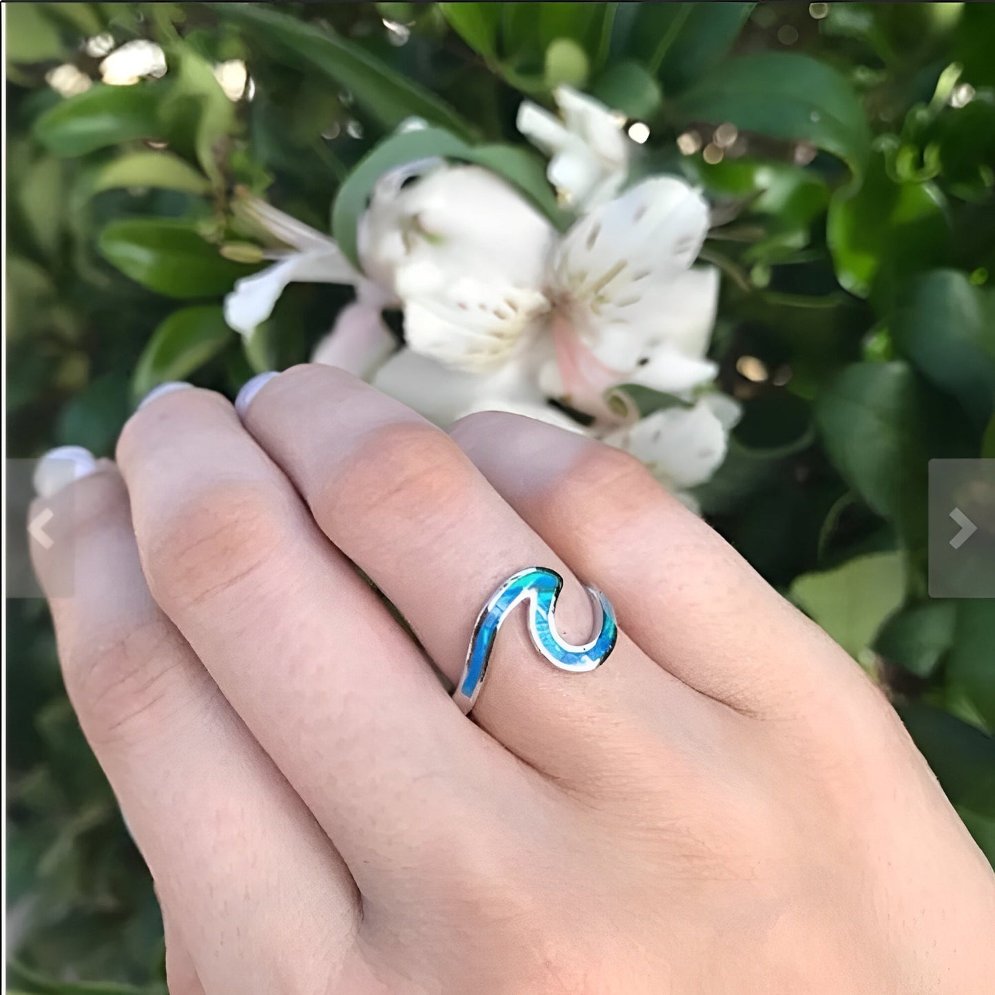Azula – Bague Murmure de Vague avec Opale en Argent
