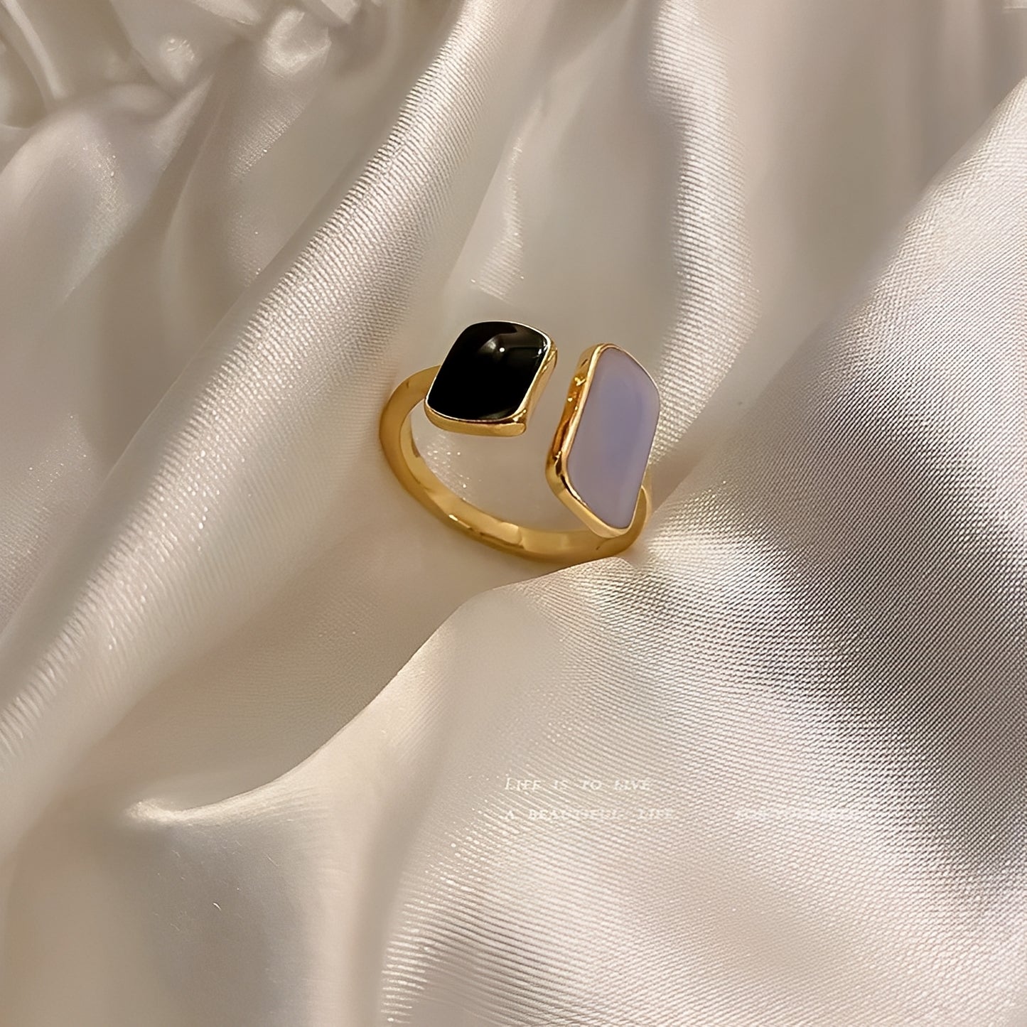 Nerina – Bague Aigue-Marine Enveloppante