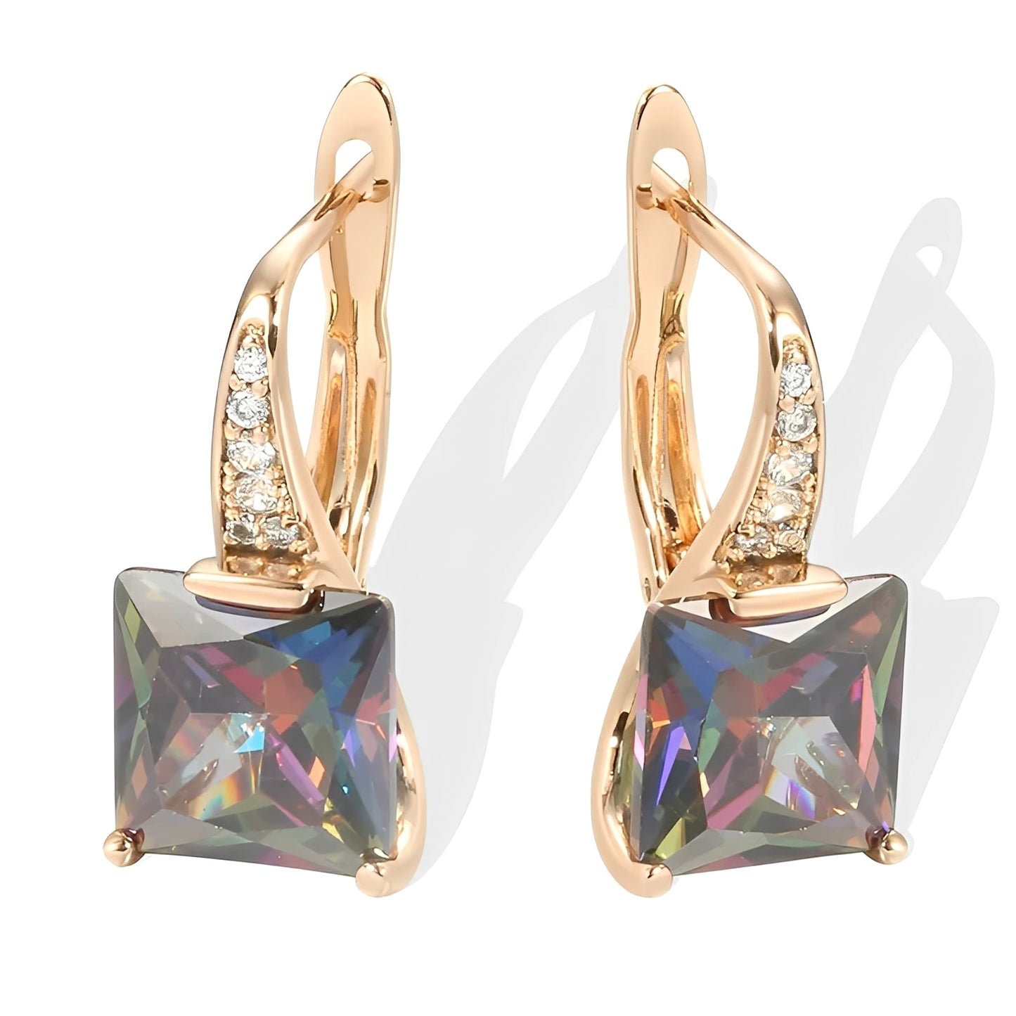 Celina – Boucles d'Oreilles Dorées avec Cubic Zirconia de Couleurs