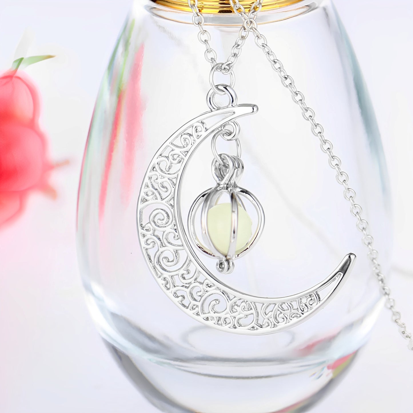 Bianca – Collier Lune Lumineuse qui Brille dans le Noir