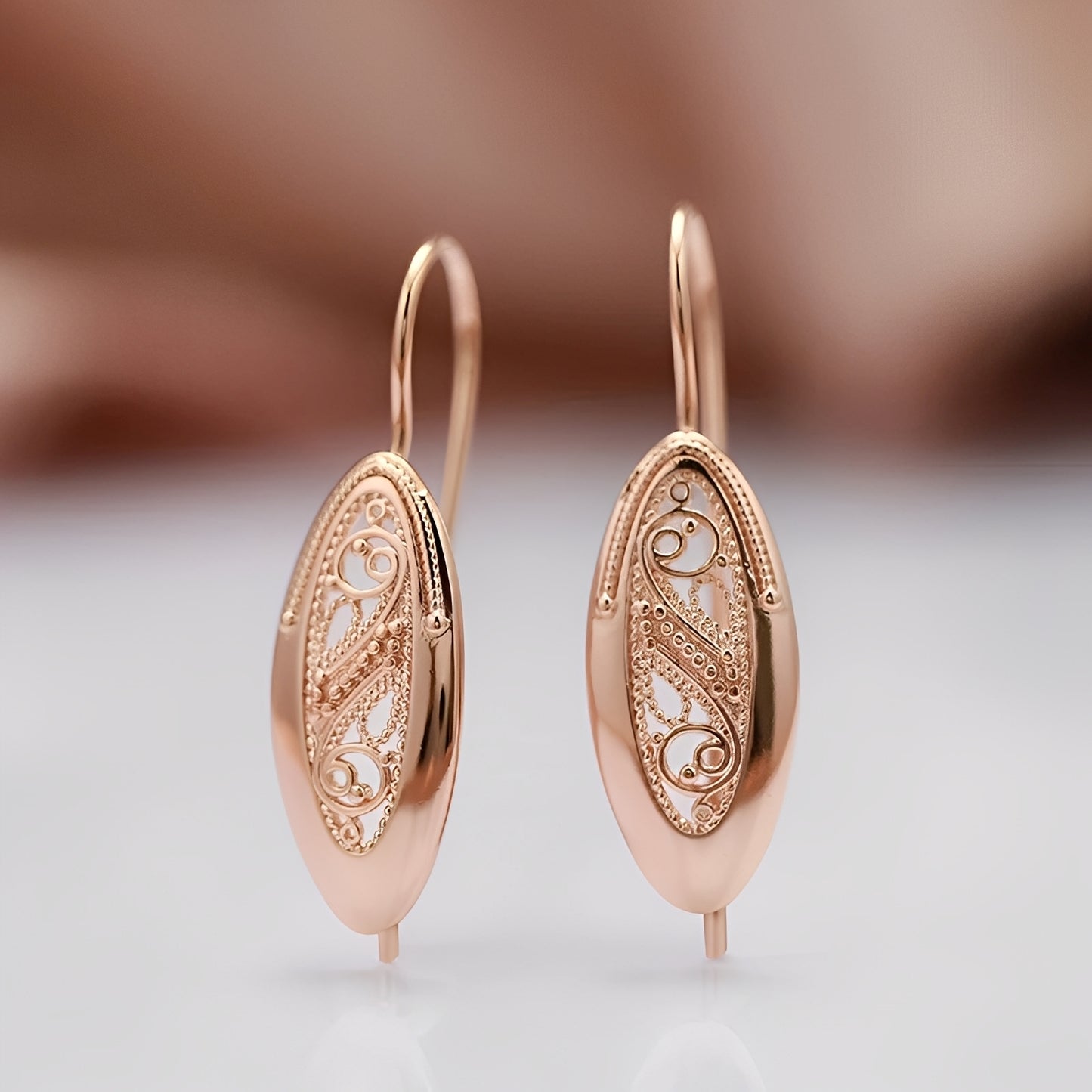 Salma – Boucles d’Oreilles Creuses Chic