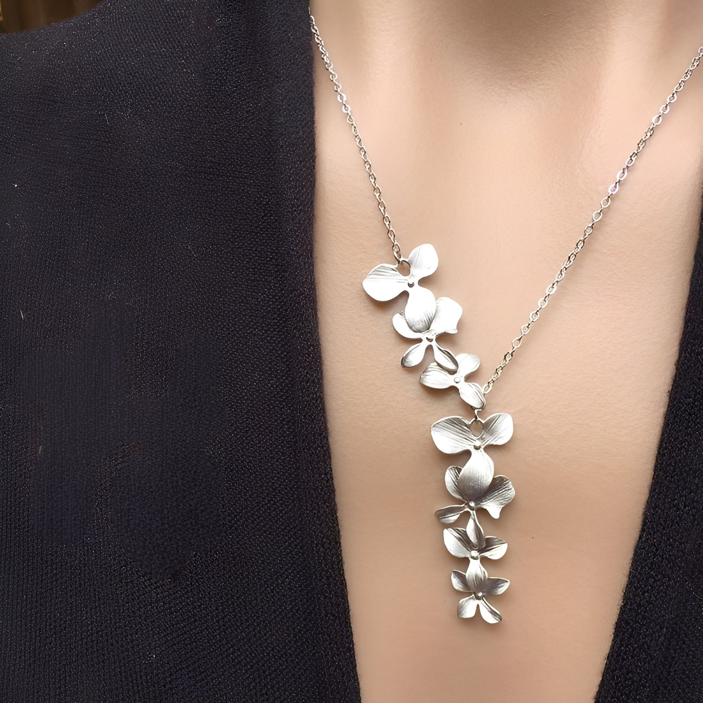 Sylvaine – Collier Fleur Ancienne en Argent