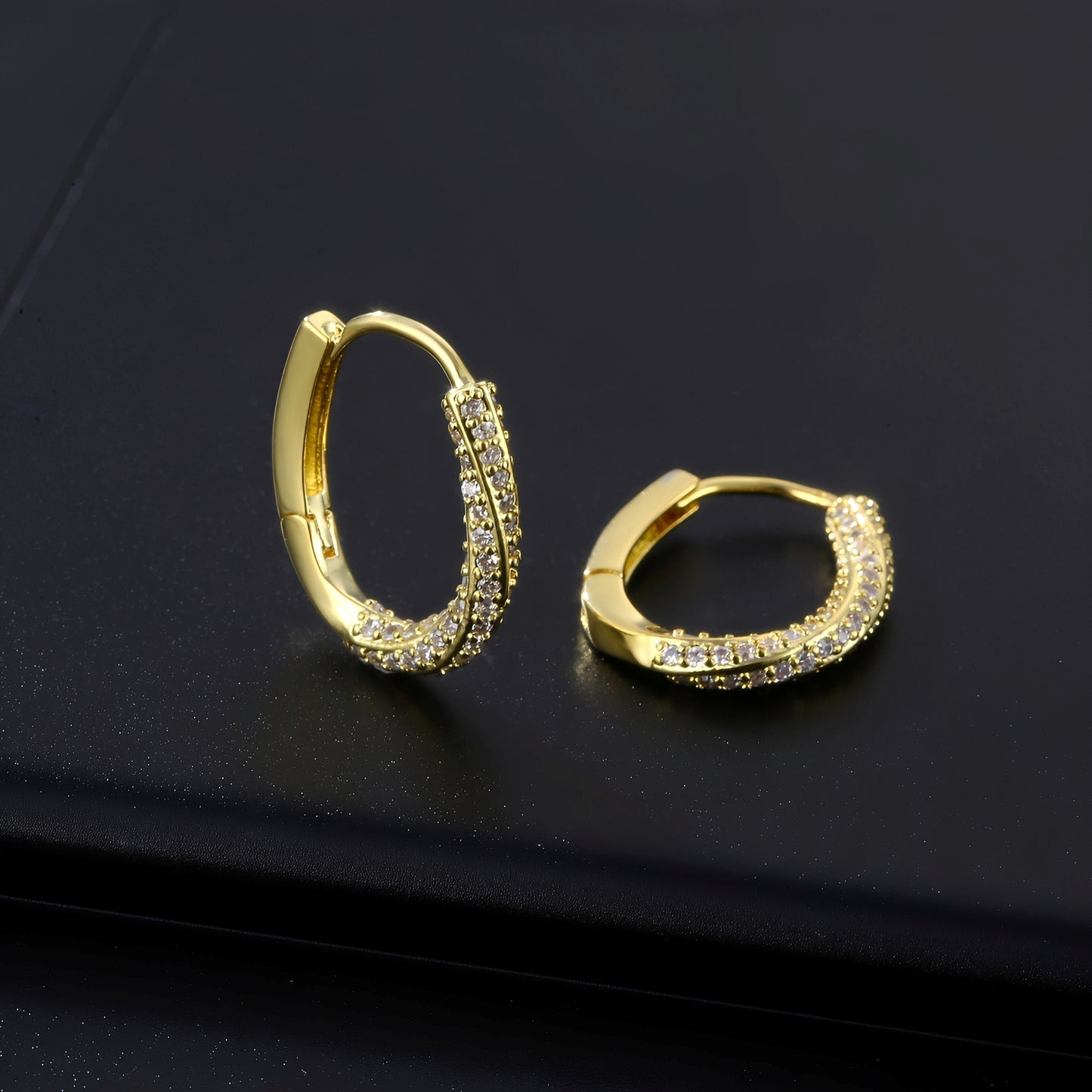 Jiya – Boucles d'Oreilles Or Brillant Irrégulières