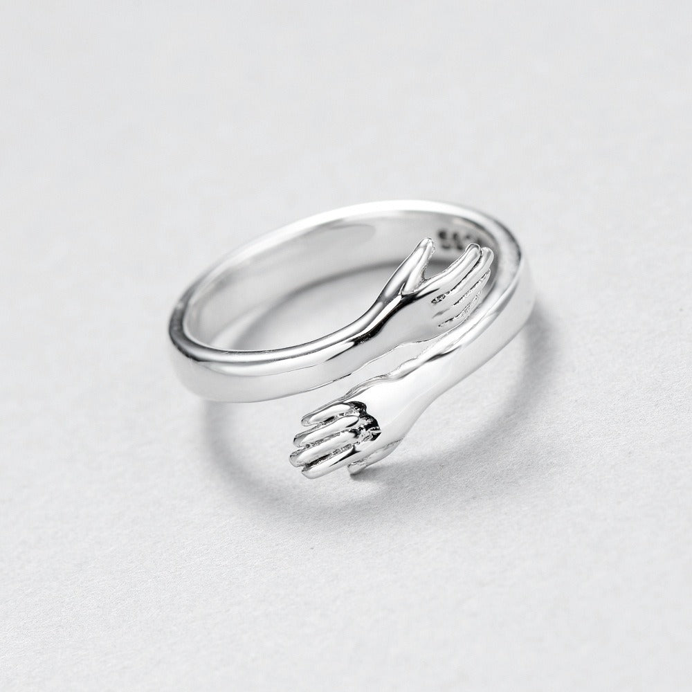 Ciara – Bague Enlacée Ajustable en Argent
