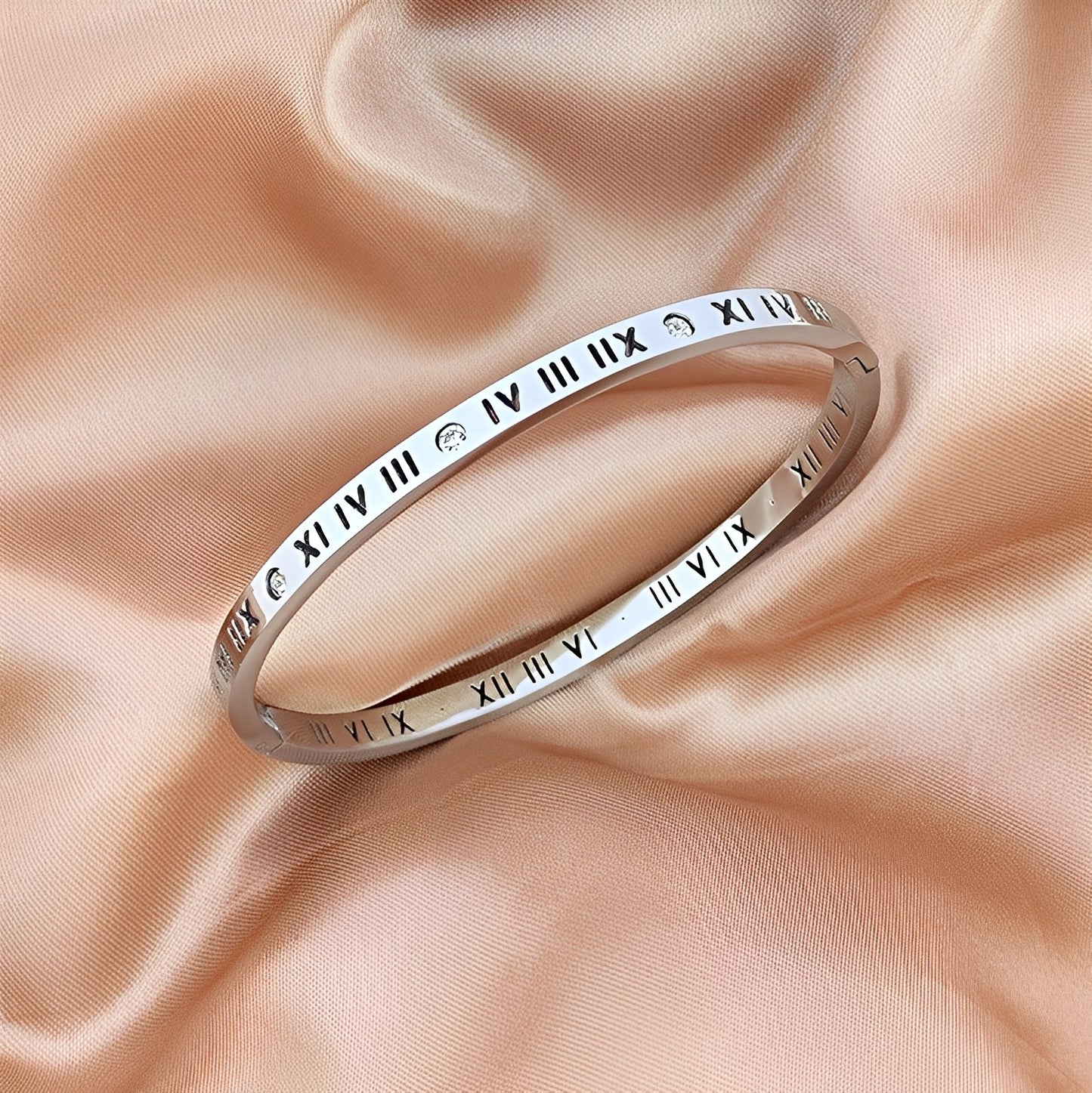 Maximus – Bracelet de Titane avec Numéros Romains