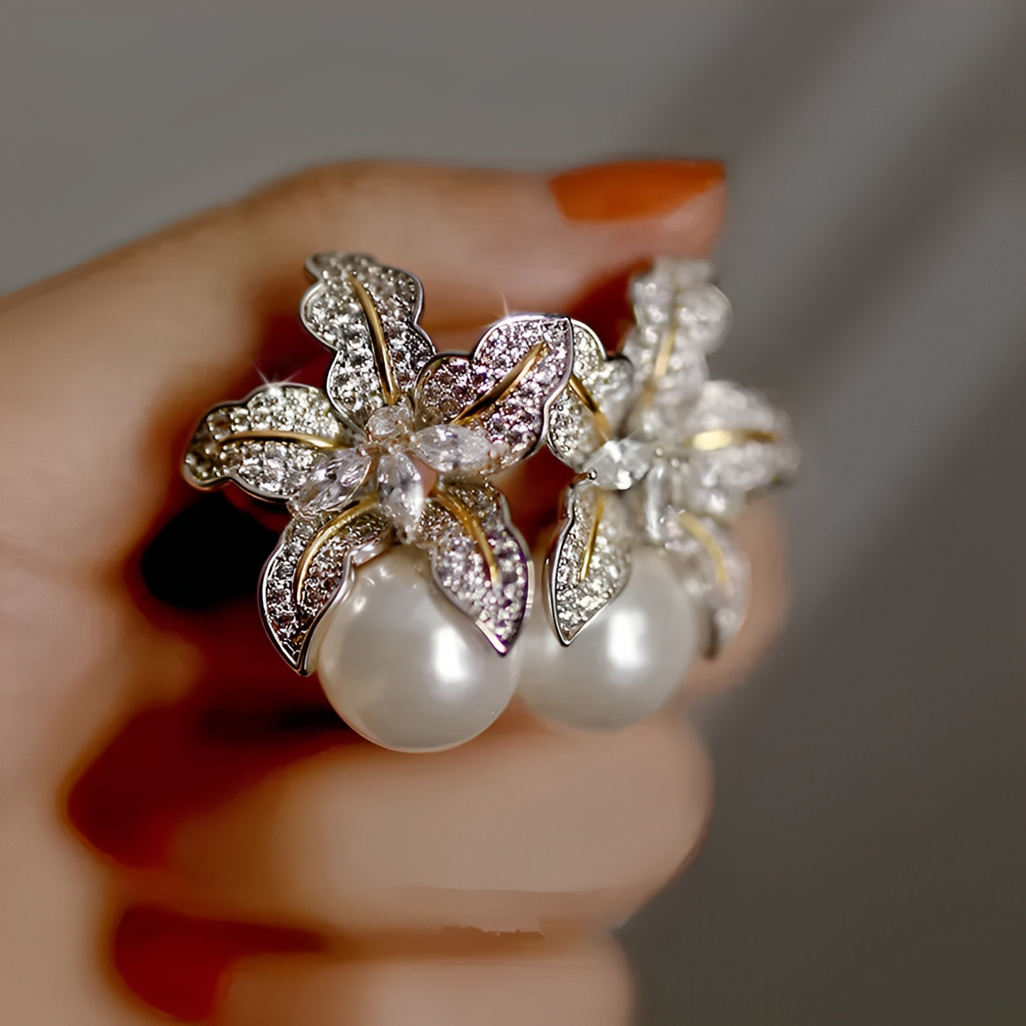 Anemone – Boucles d’Oreilles Élégantes Fleur et Perle