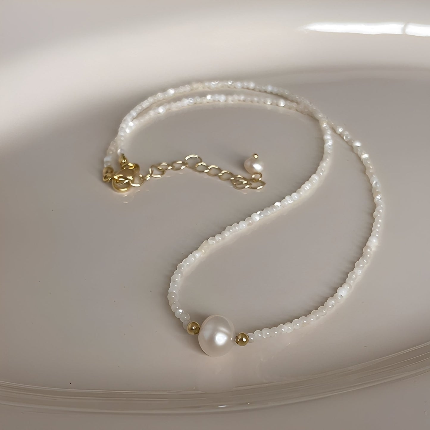 Claire – Collier Élégant de Perles