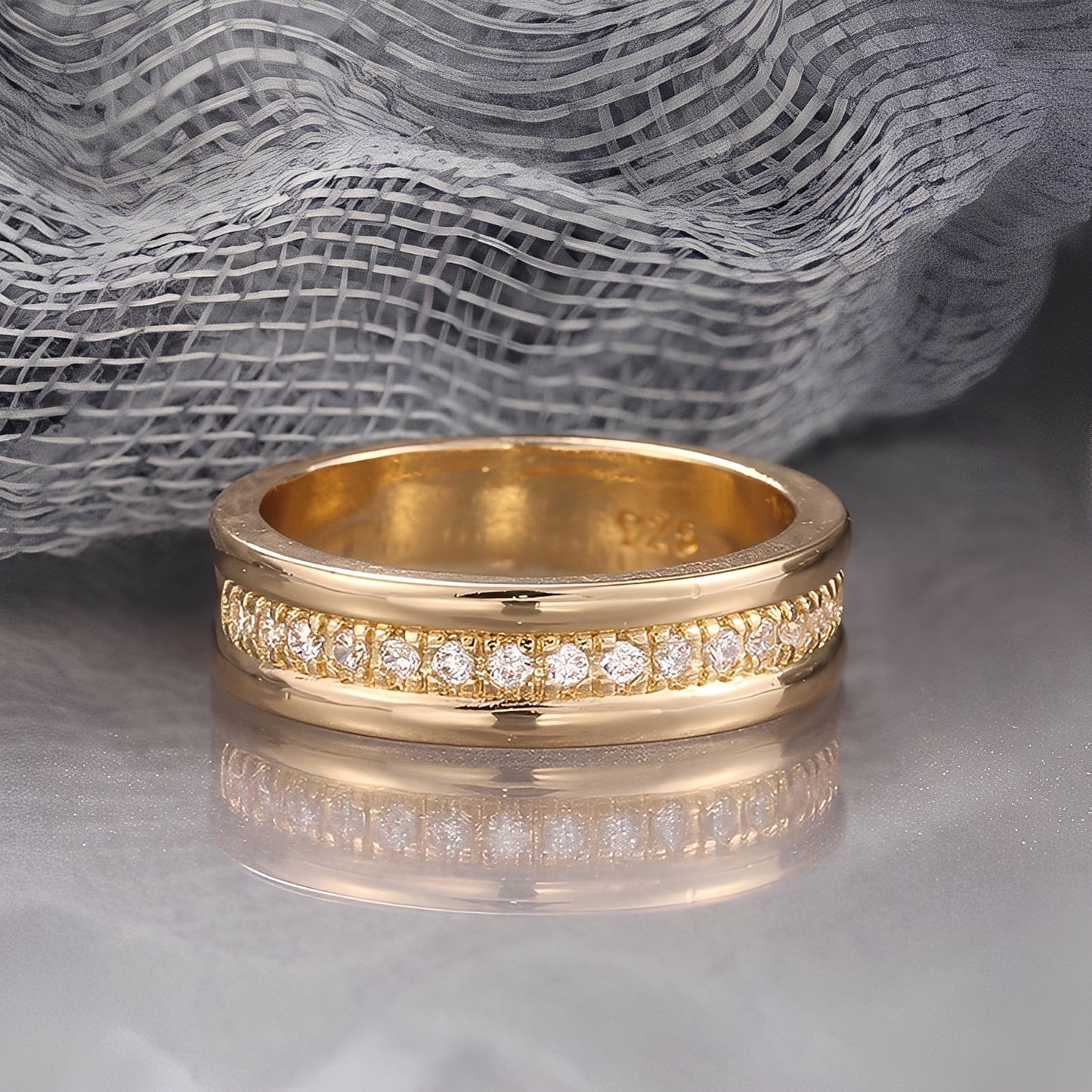 Sarah – Bague Vintage en Zirconia Incrustée