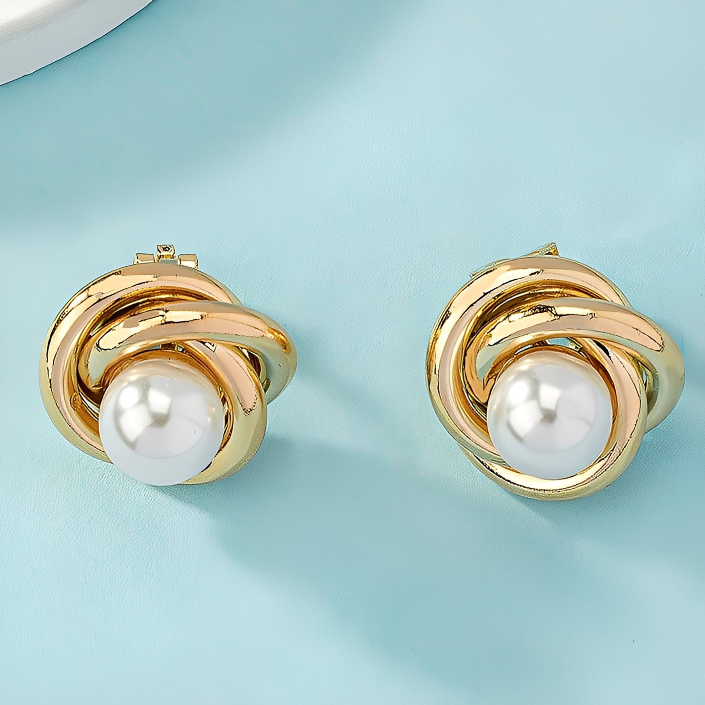 Krisna – Boucles d’Oreilles Élégantes en Or avec Perles