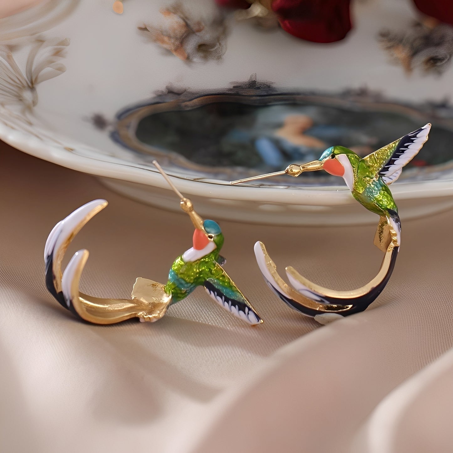 Wendy – Créoles Colibri Émaillées Vintage