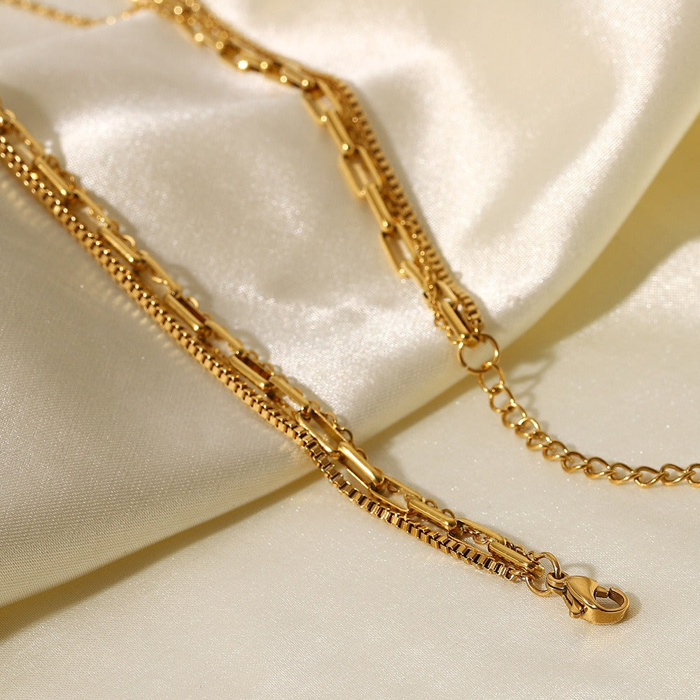 Zarah – Collier Doré à 3 Rangs