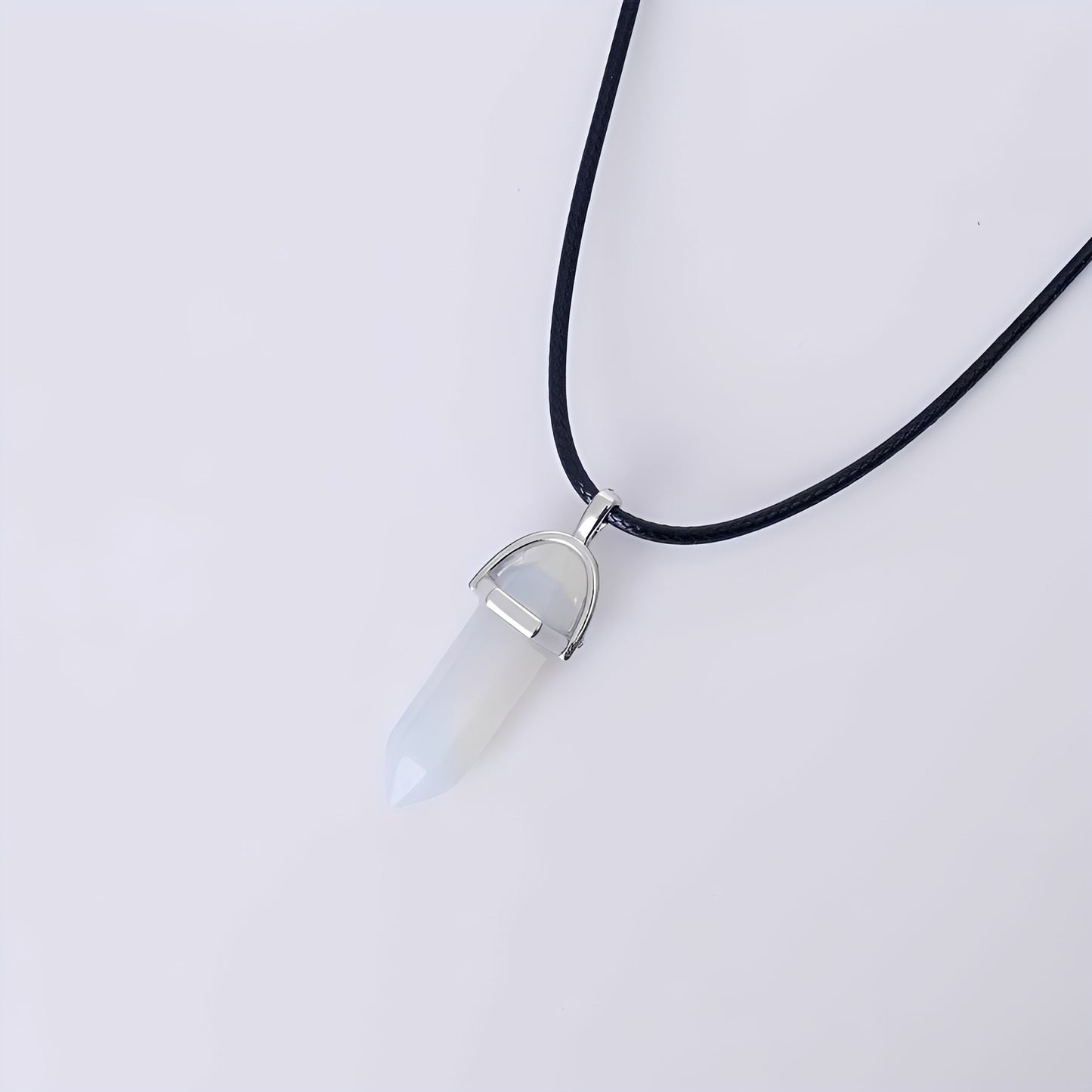 Mireille – Choker Élégant en Opale de Feu