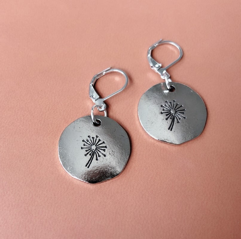 Dalia – Boucles d'Oreilles Pissenlit avec Bain d'Argent