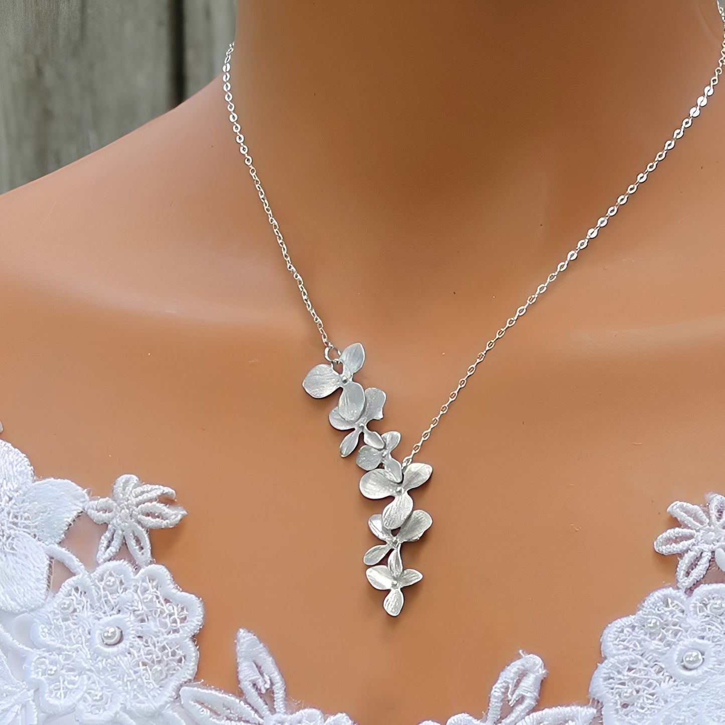 Sylvaine – Collier Fleur Ancienne en Argent
