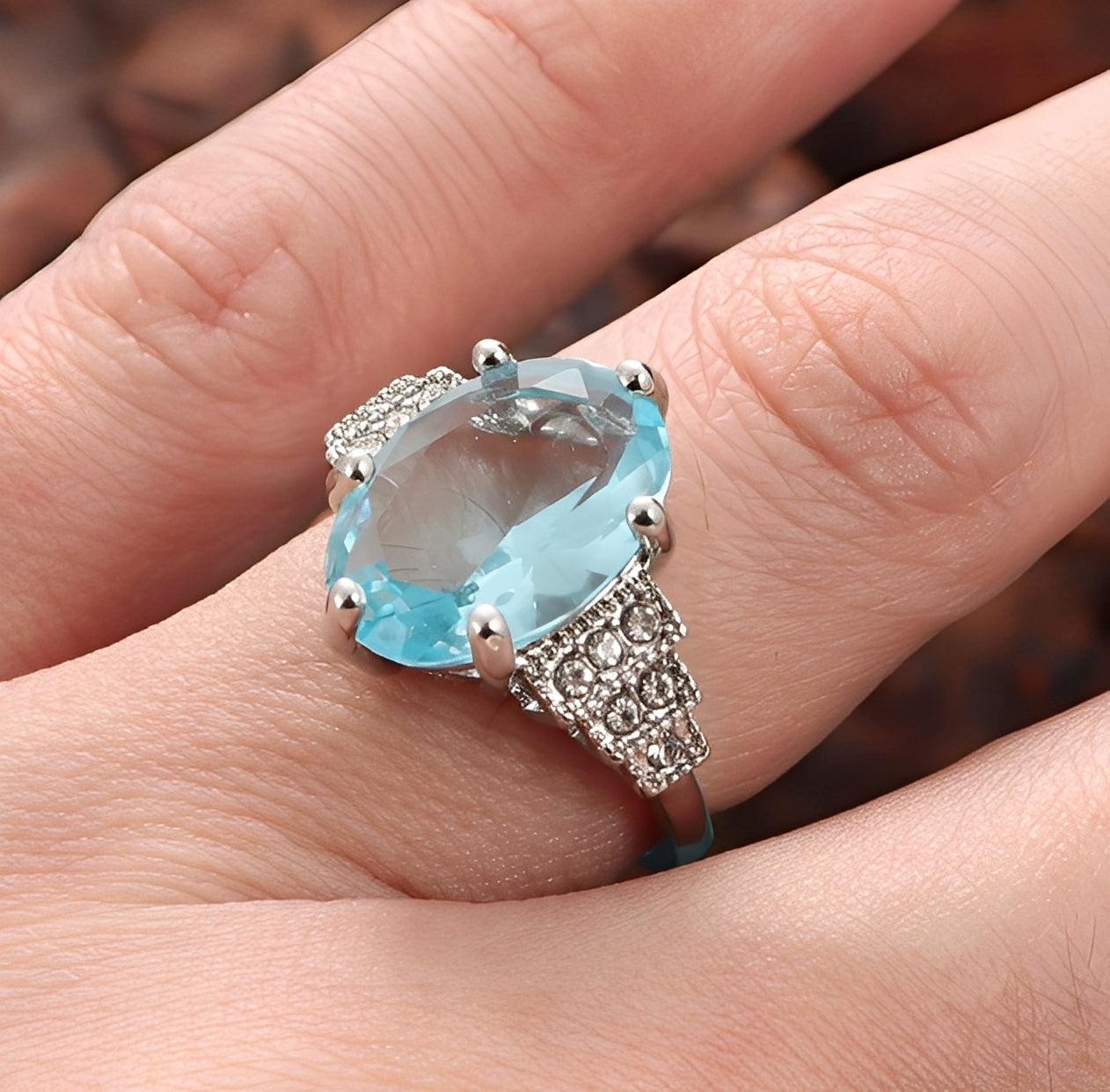 Analisse – Bague Ovale Cristal Bleu