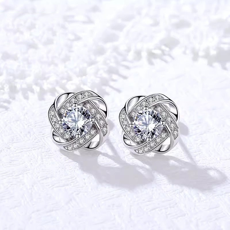 Ryoshi – Boucles d'Oreilles Croix Fleur Spirale