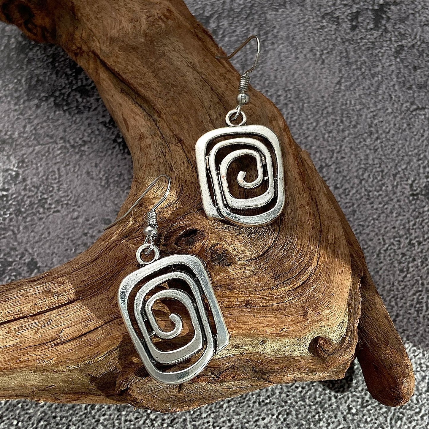 Eva – Boucles Spirales Rétro en Argent