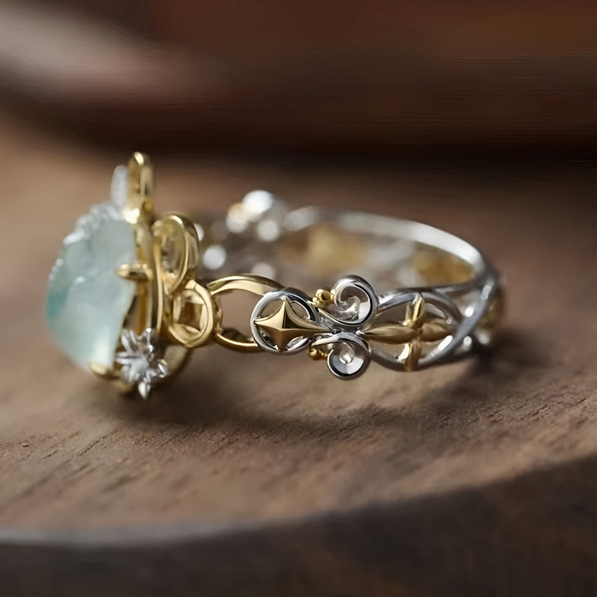 Hanny – Bague Vintage en Or et Argent avec Cristaux Lunaires
