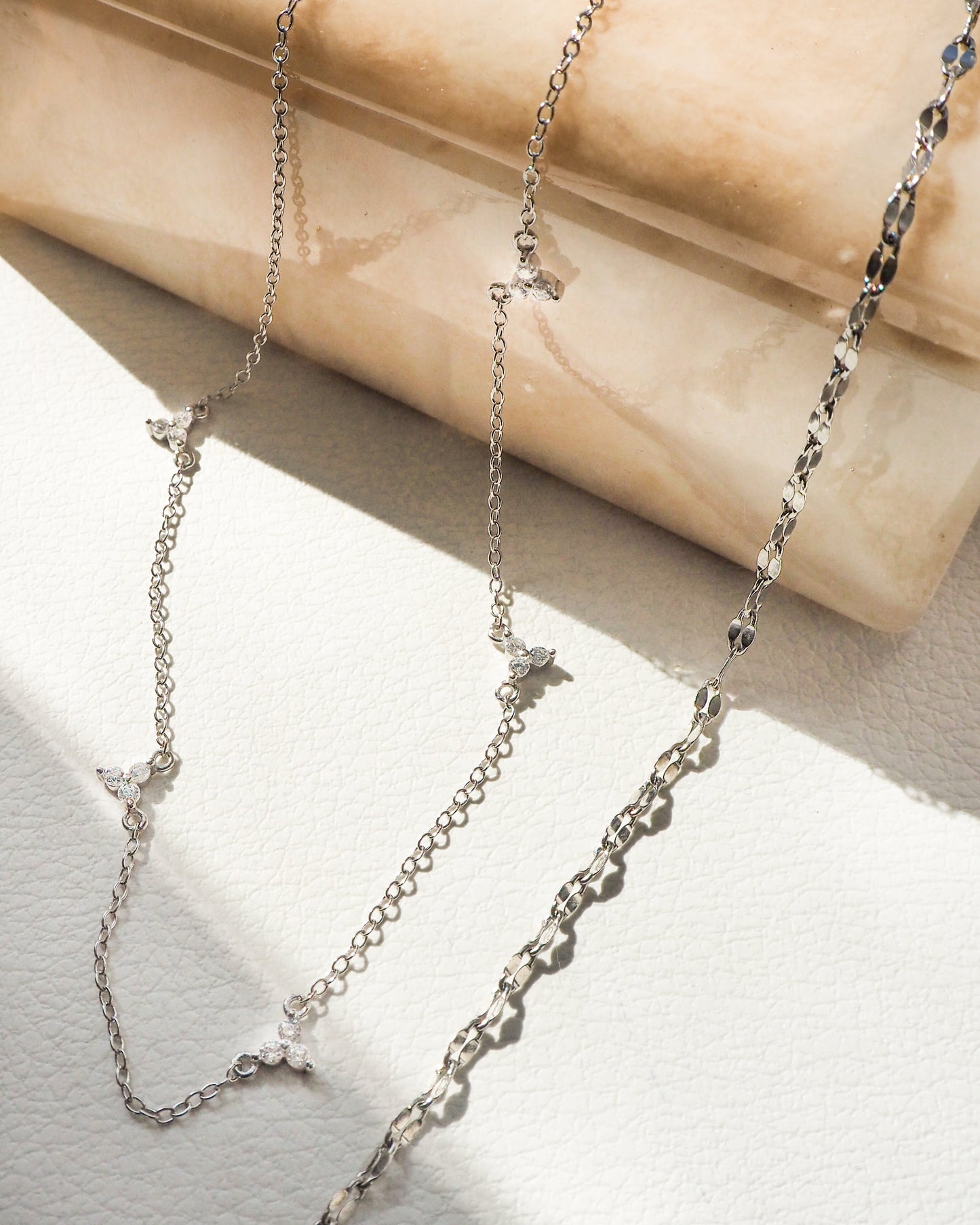 Collier en argent avec cluster de cristaux