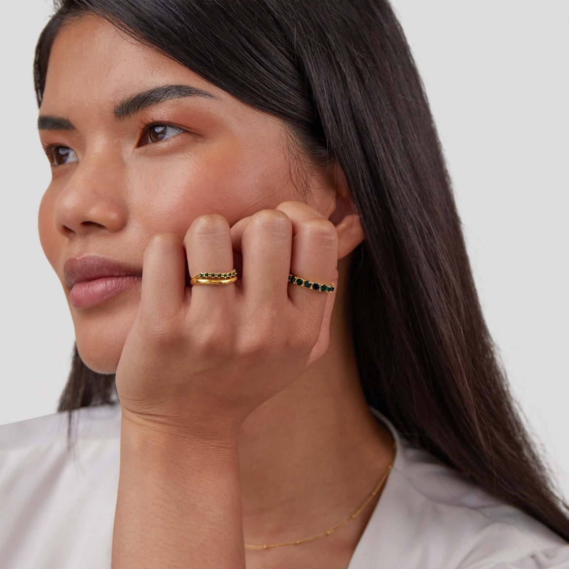 Issa – Bague Superposée Émeraude Élégante
