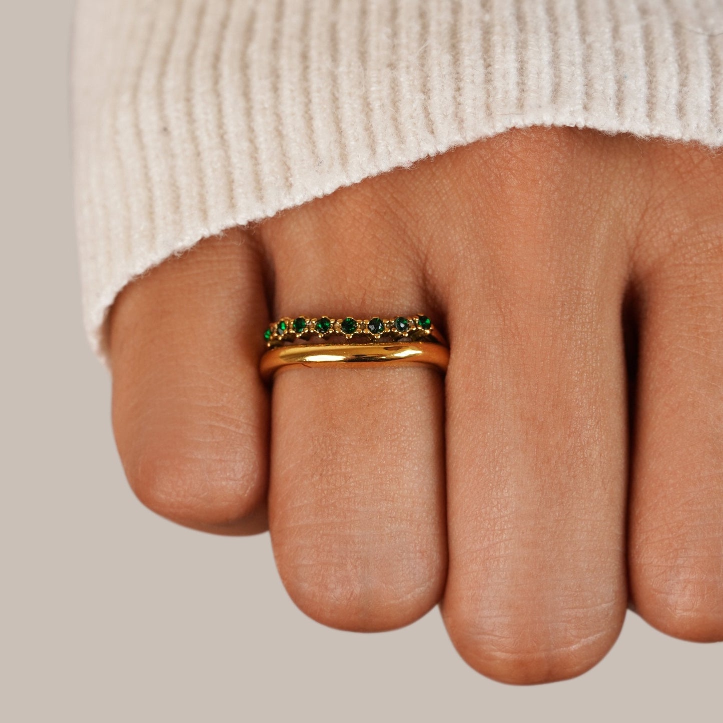 Issa – Bague Superposée Émeraude Élégante