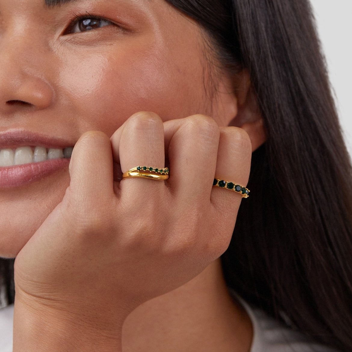 Issa – Bague Superposée Émeraude Élégante
