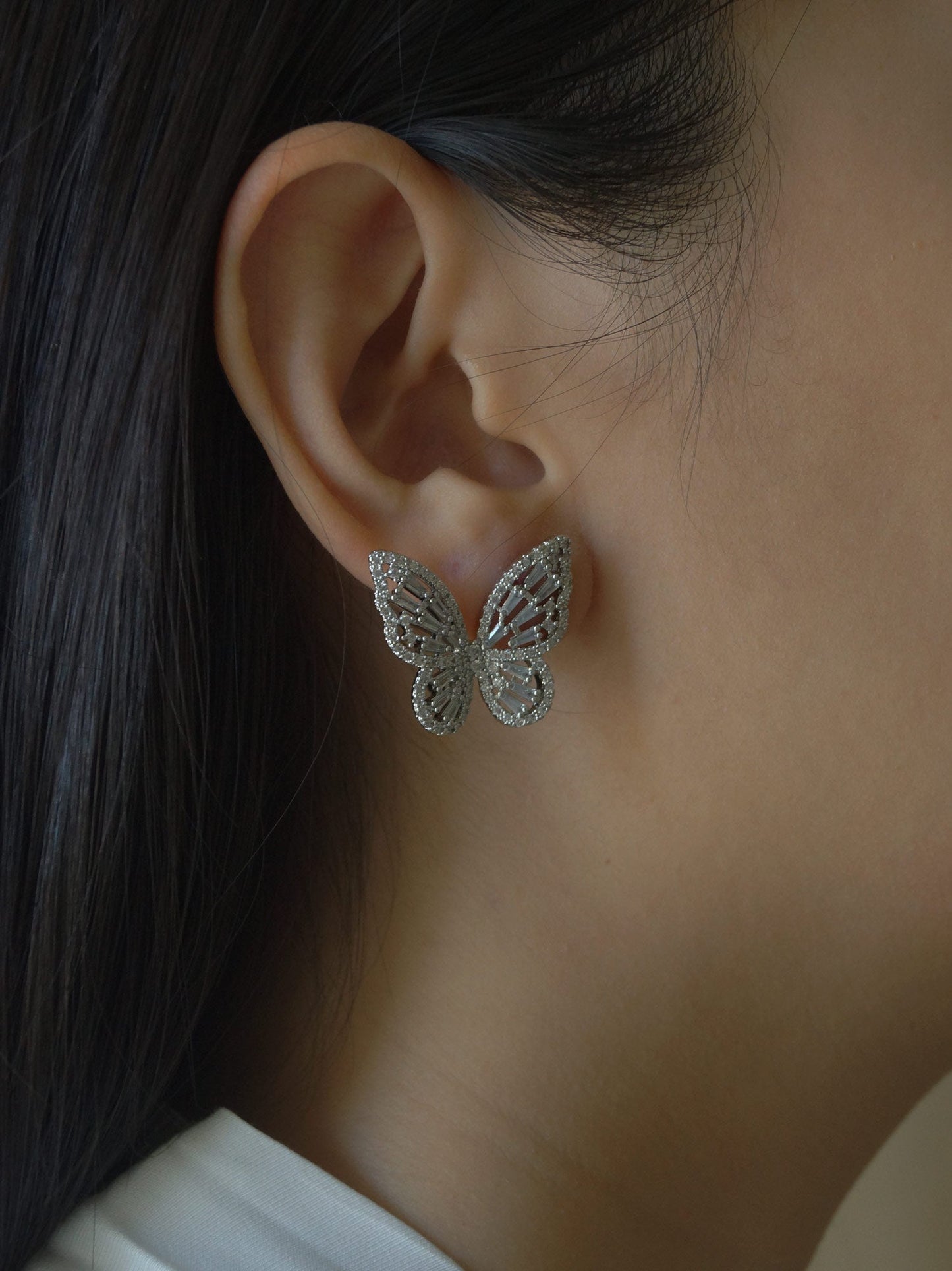 Deirdre - Boucles d'oreilles papillon en argent