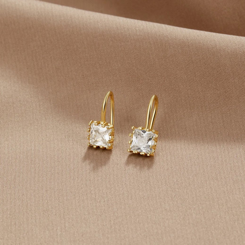 Piper – Boucles d’Oreilles Pendantes à Cristaux
