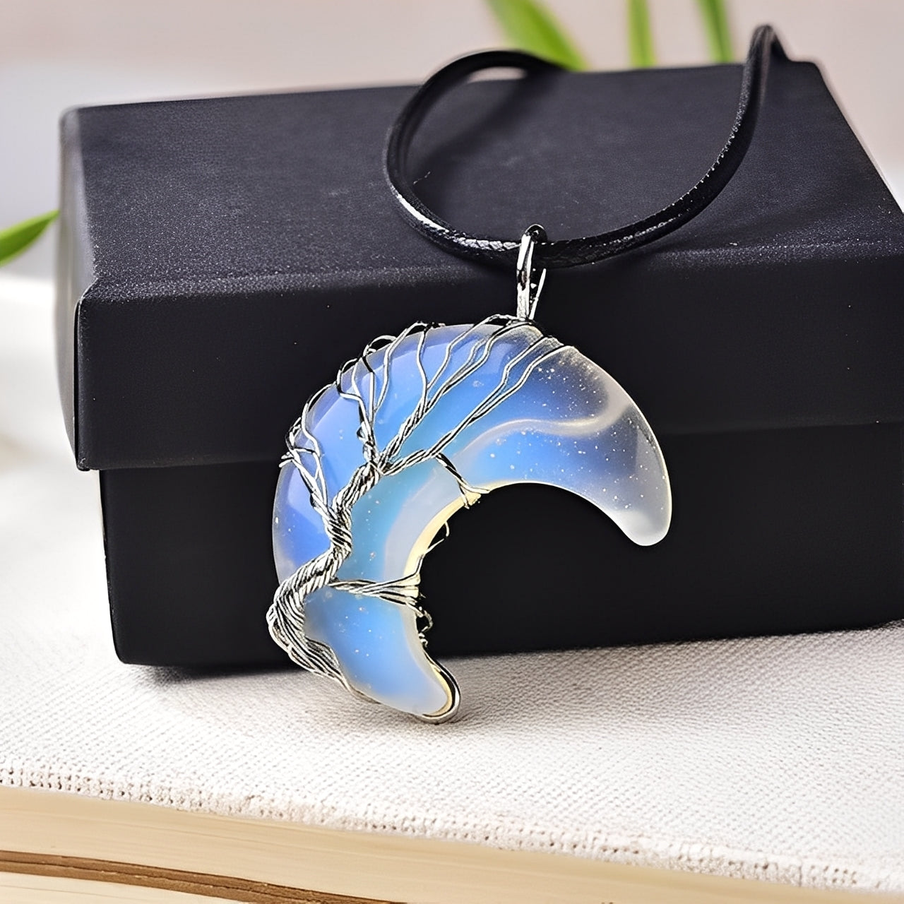 Kylie – Collier Croissant - Arbre de Vie