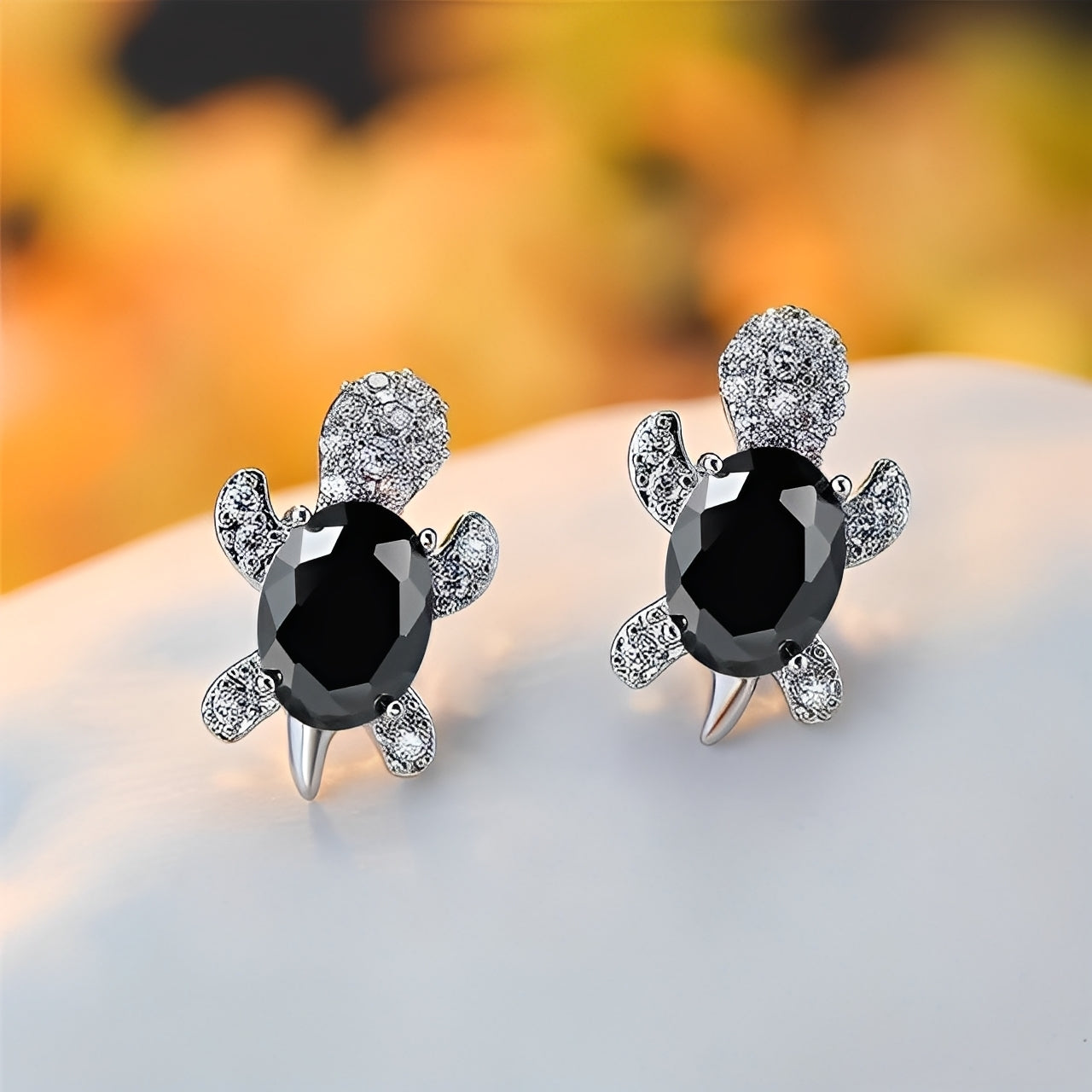 Talia – Boucles d'Oreilles Tortue de Mer en Argent et Cubic Zirconia