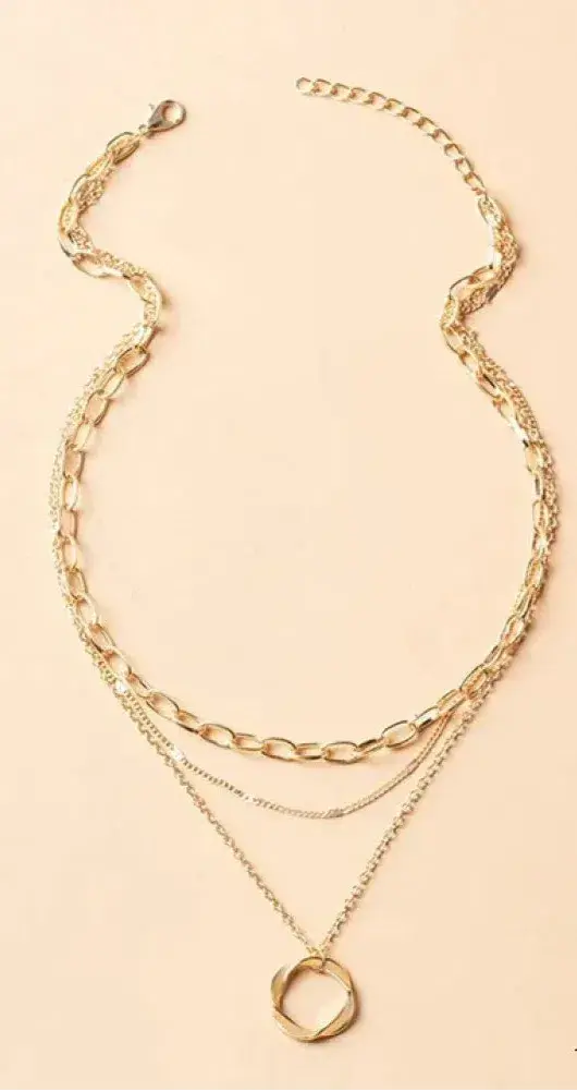 Michelle – Collier Vintage Doré à Chaînes Superposées et Pendentif