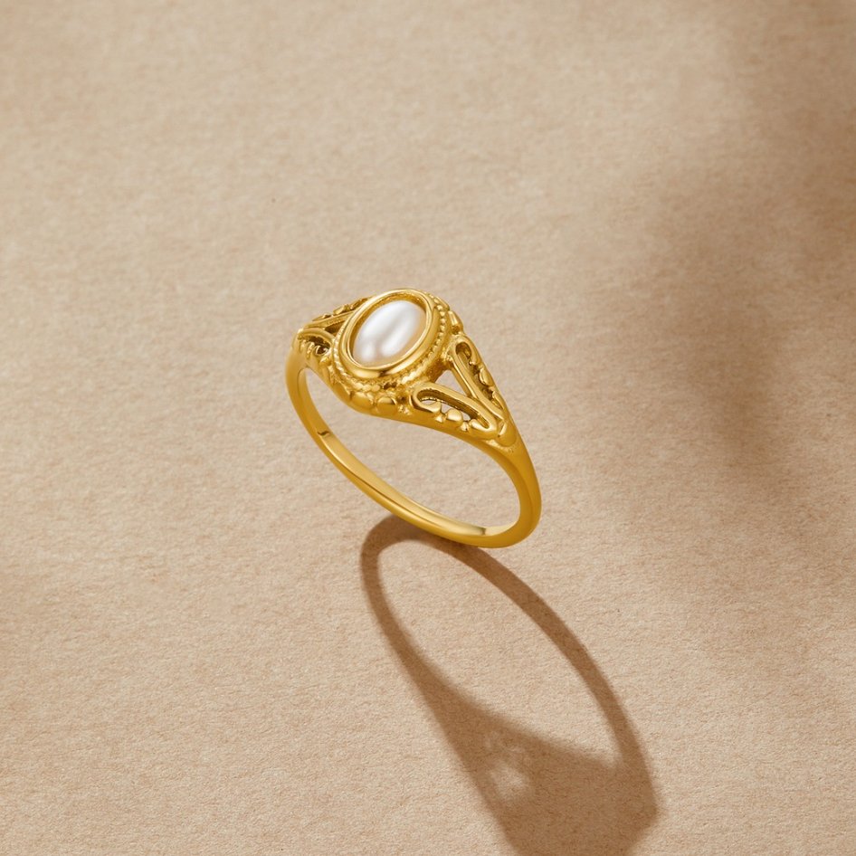 Ophelia – Bague Vintage Royale à Perle