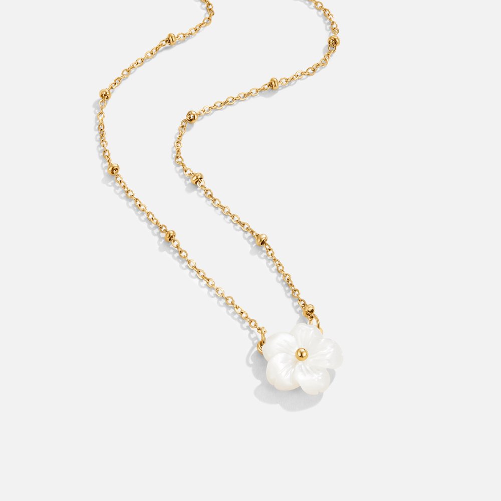 Jennie – Collier Fleur Blanche