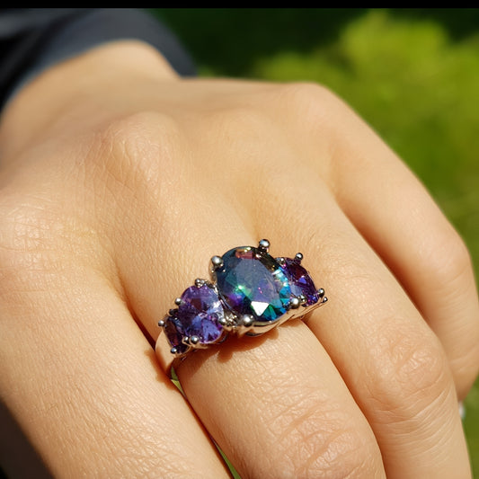 Kira – Bague Étincelante 5 Gemmes Mystiques